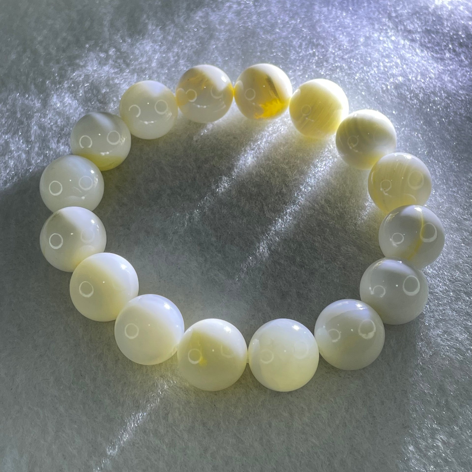Natural Tridacna Sea Shell Beads Bracelet 46.58g 17cm 12.5mm 16 Beads - Huangs Jadeite and Jewelry Pte Ltd