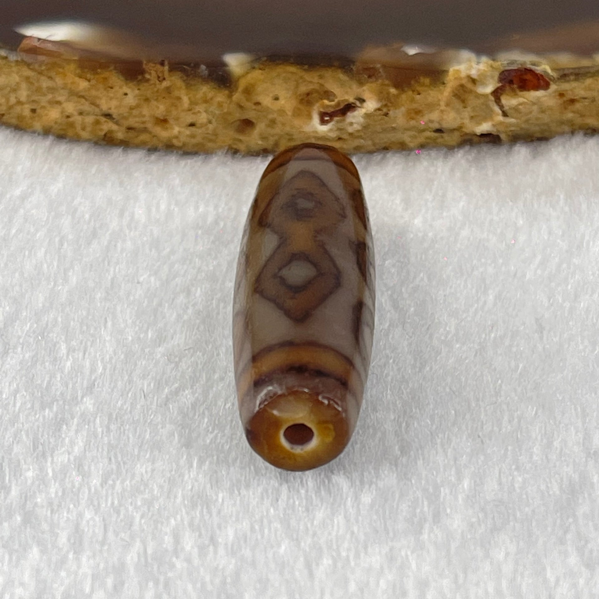 Natural Powerful Tibetan Old Oily Agate 6 Eye with 4 Eye Vajra Dzi Bead Heavenly Master (Tian Zhu) 六眼加四眼金刚杵天诛 8.10g 39.1 by 11.3mm - Huangs Jadeite and Jewelry Pte Ltd