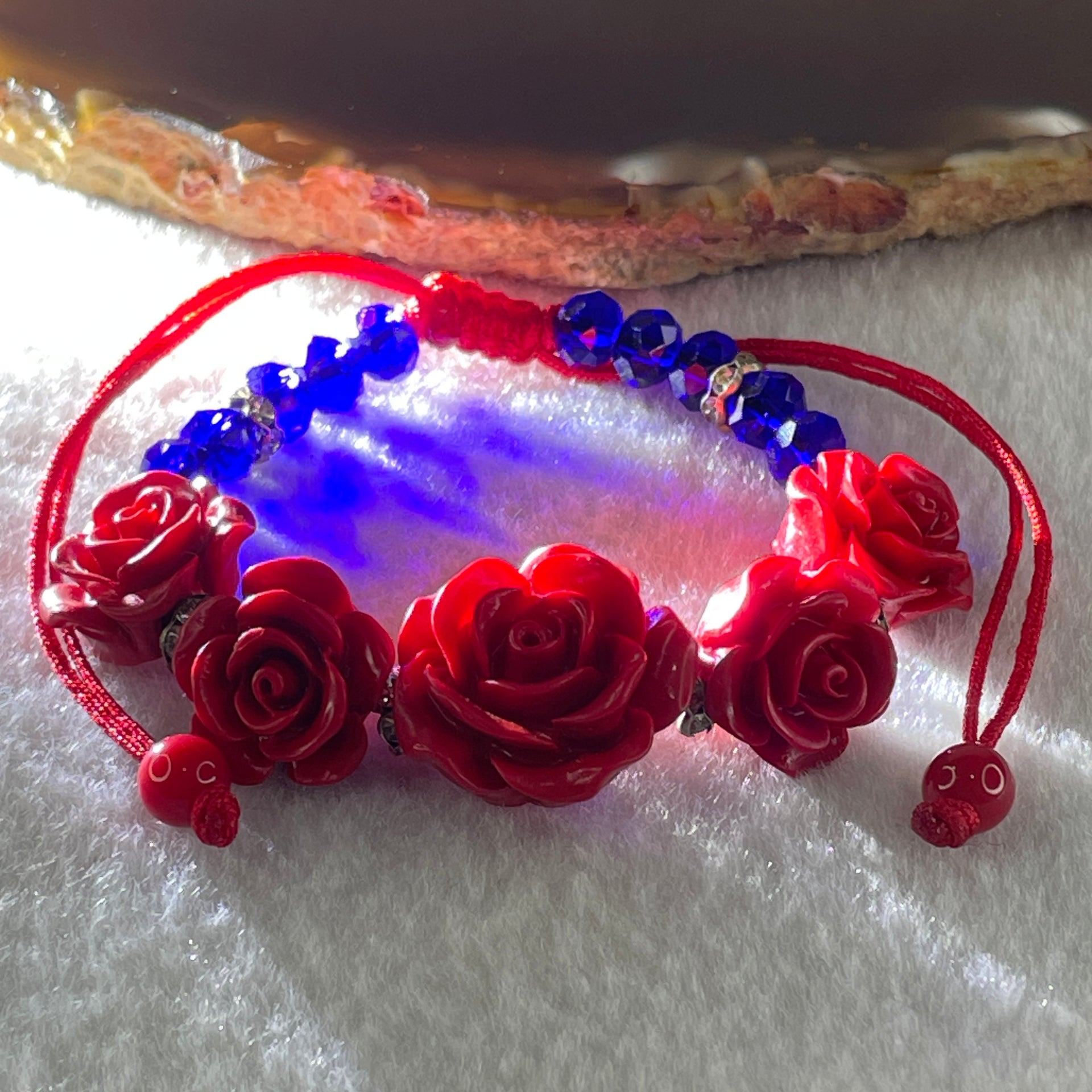 Red Clay Flower with Blue Man Made Bracelet 9.50g 1 bead-18.5 by 10.1mm -4 beads 15.2 by 8.1mm - Huangs Jadeite and Jewelry Pte Ltd