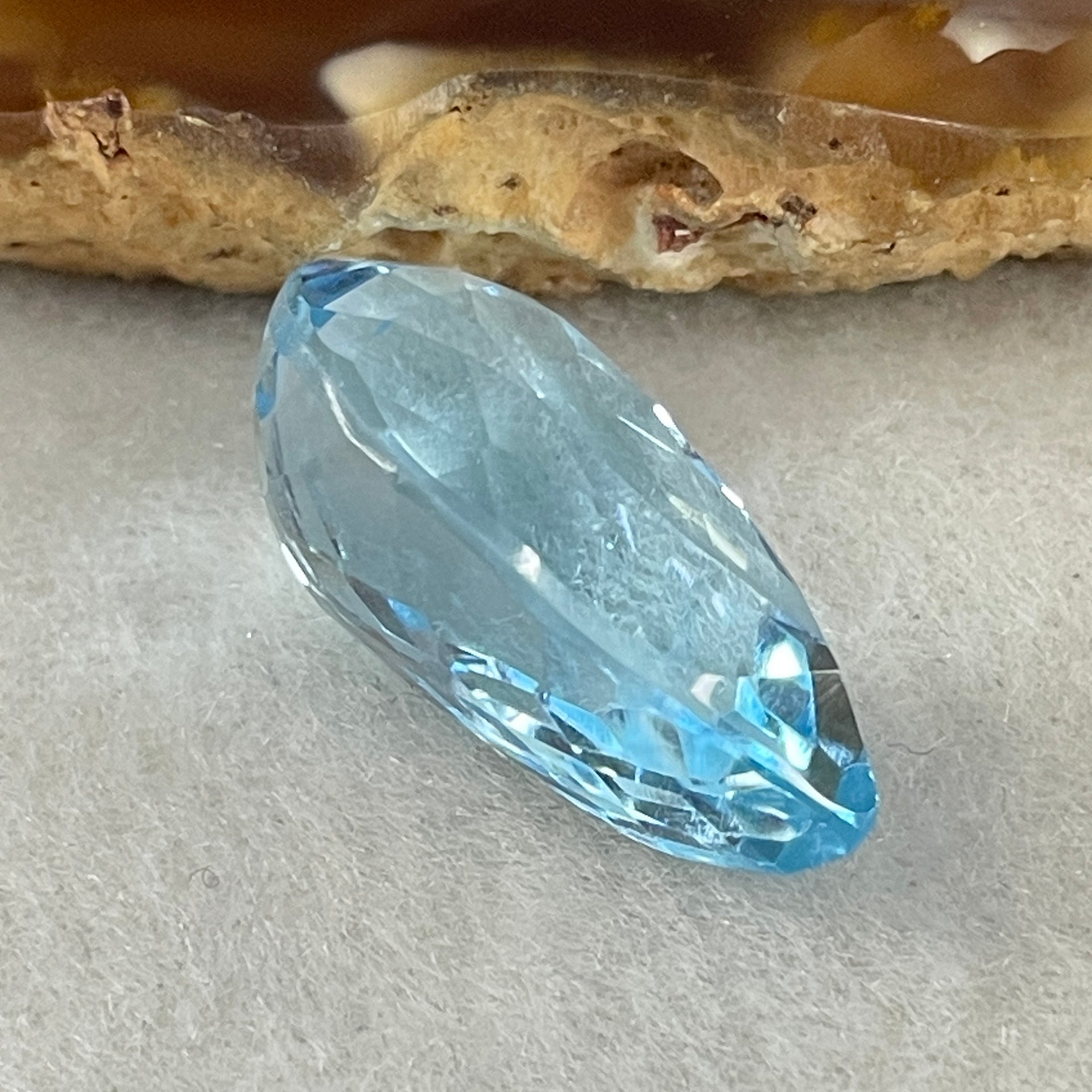 Natural Sky Blue Topaz Teardrop Shape 21.55ct 21.2 by 12.7 by 9.8mm - Huangs Jadeite and Jewelry Pte Ltd