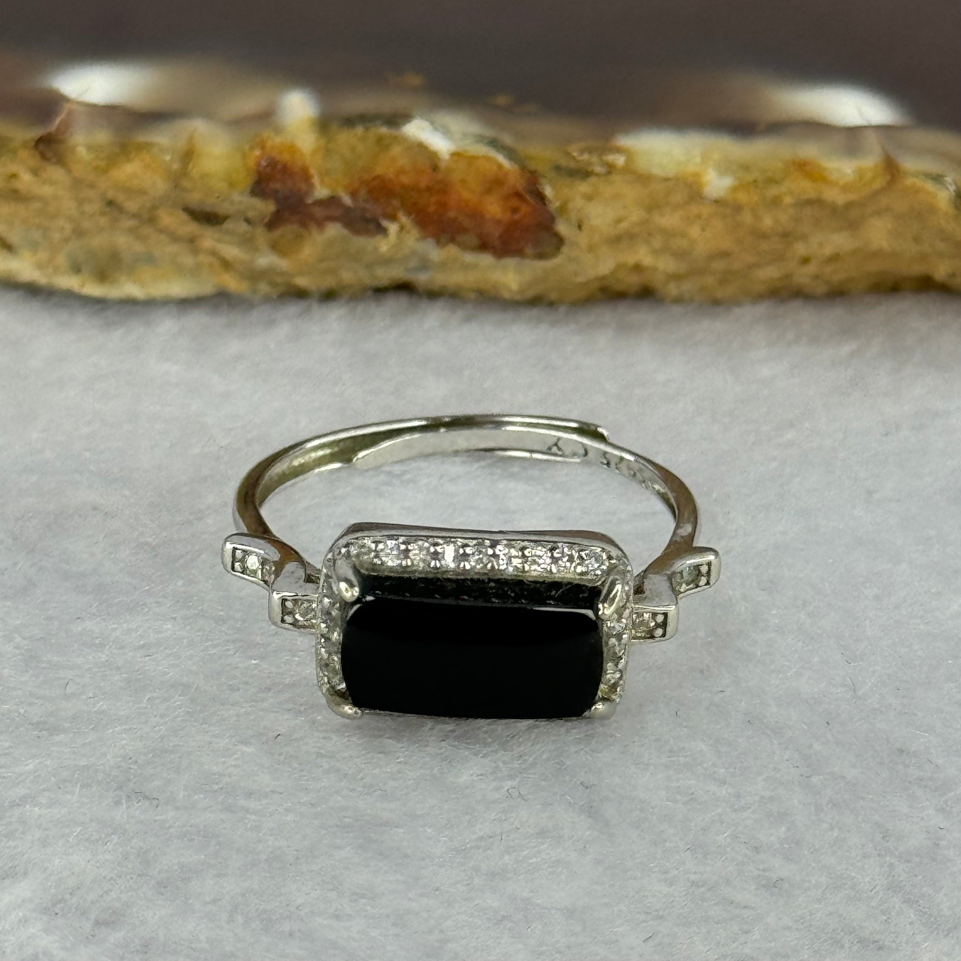Type A Translucent Black Omphasite Jadeite with Crystals in S925 Sliver Ring (Adjustable Size) 2.00g 11.1 by 6.1 by 3.0mm - Huangs Jadeite and Jewelry Pte Ltd