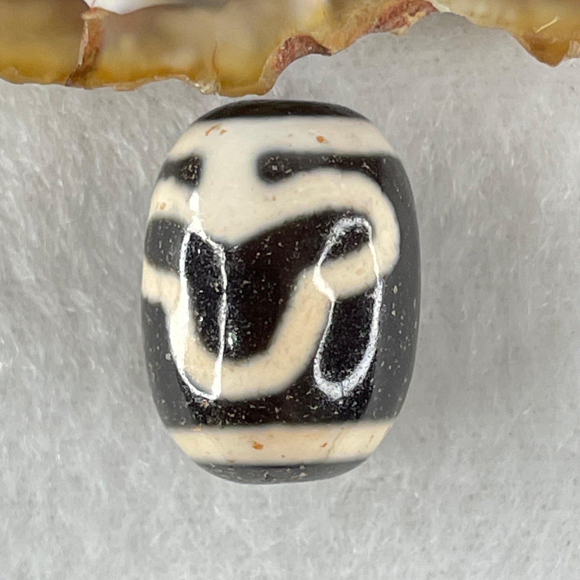 Natural Powerful Tibetan Old Oily Agate Double Bodhi Tree Dzi Bead Heavenly Master (Tian Zhu) 菩提树天珠 4.57g 17.8 by 12.8mm - Huangs Jadeite and Jewelry Pte Ltd