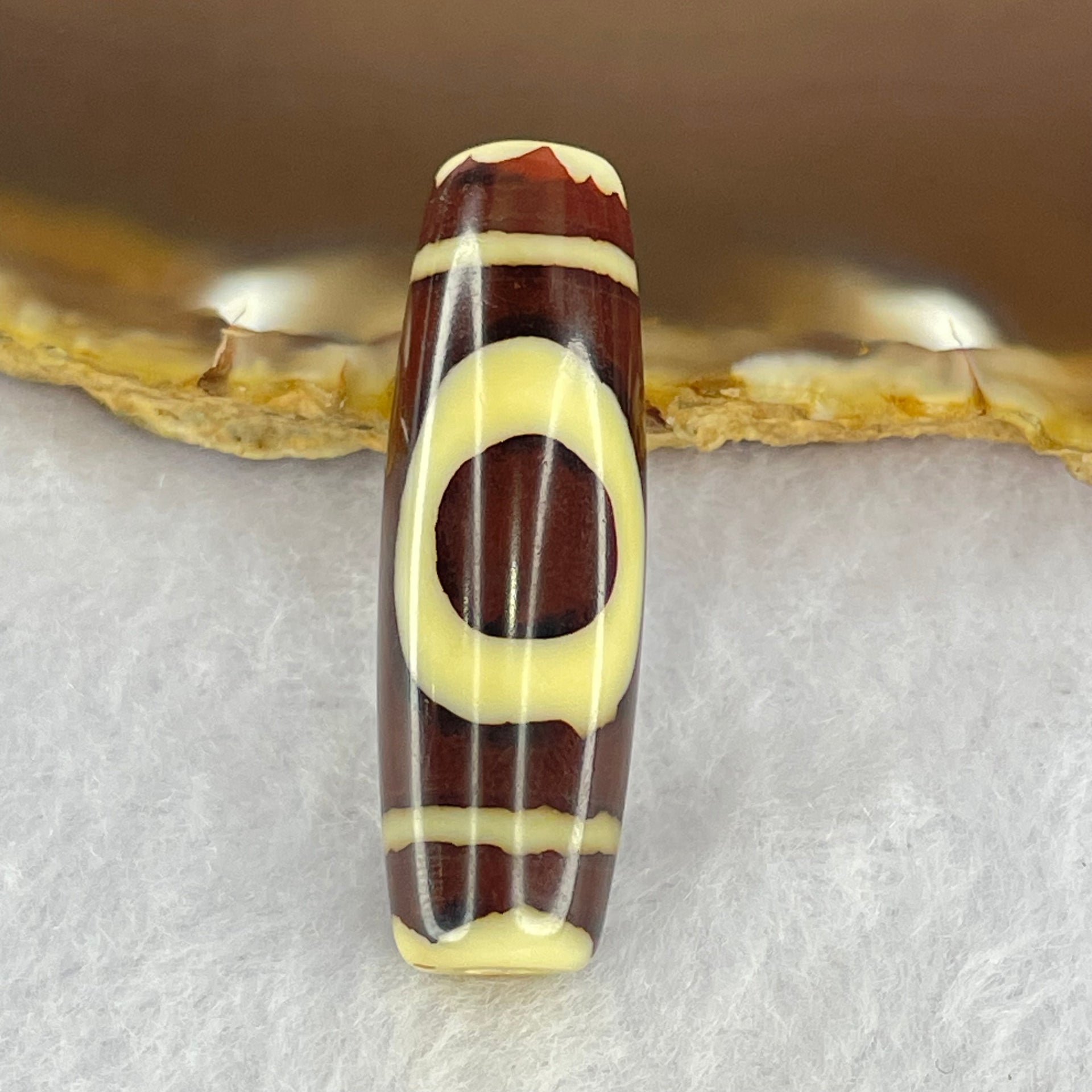 Natural Powerful Tibetan Old Oily Agate Sky Door Serenity 1 Eye Dzi Bead Heavenly Master (Tian Zhu) 一眼天诛 8.49g 37.5 by 12.1mm - Huangs Jadeite and Jewelry Pte Ltd