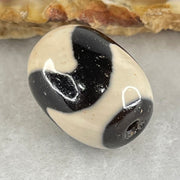 Natural Powerful Tibetan Old Oily Agate Tiger Tooth Daluo Dzi Bead Heavenly Master (Tian Zhu) 虎呀天诛 4.54g 17.7 by 12.9mm - Huangs Jadeite and Jewelry Pte Ltd