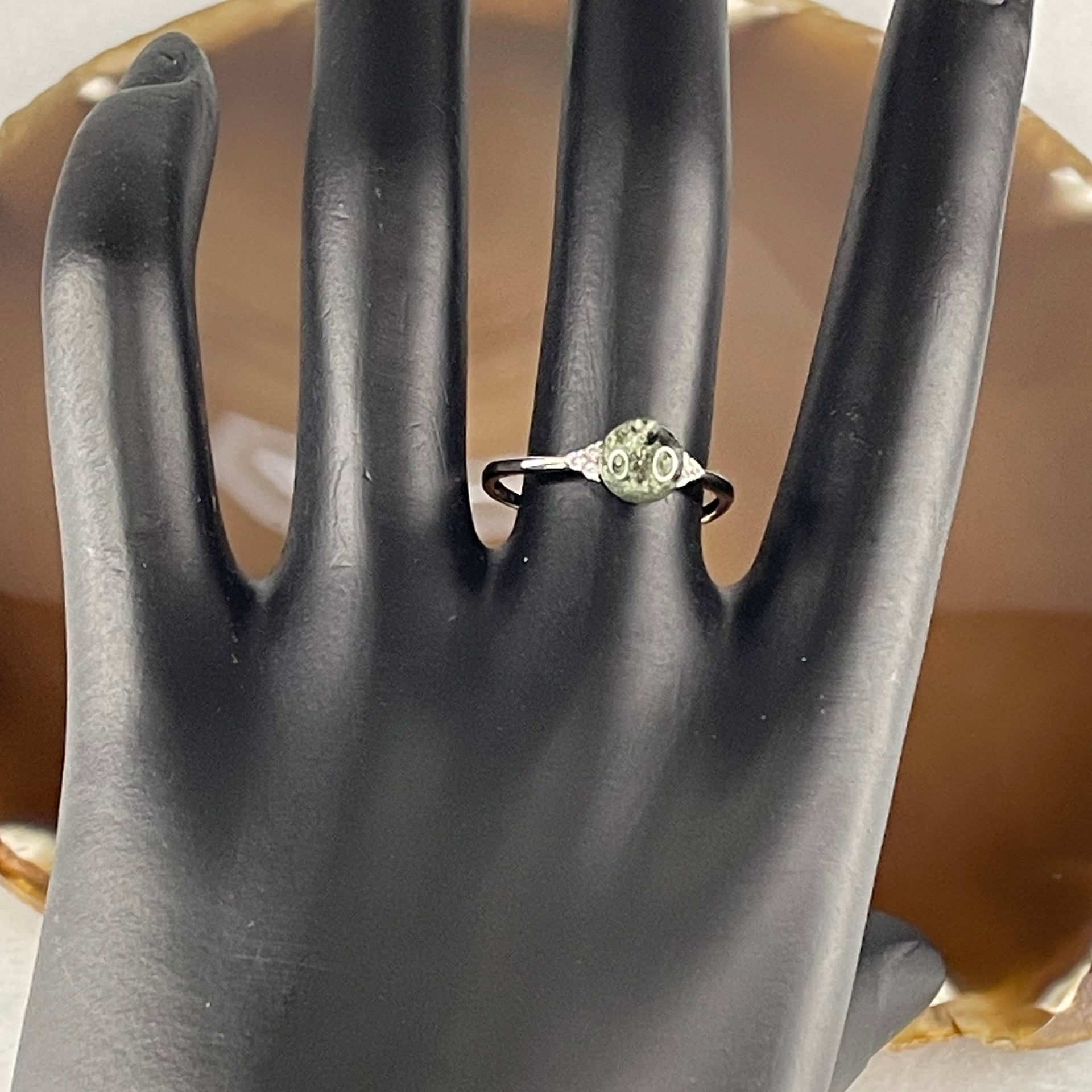 Good Grade Natural Green Phantom Quartz Ring in S925 Sliver 1.46g 6.6mm (Adjustable Size) - Huangs Jadeite and Jewelry Pte Ltd