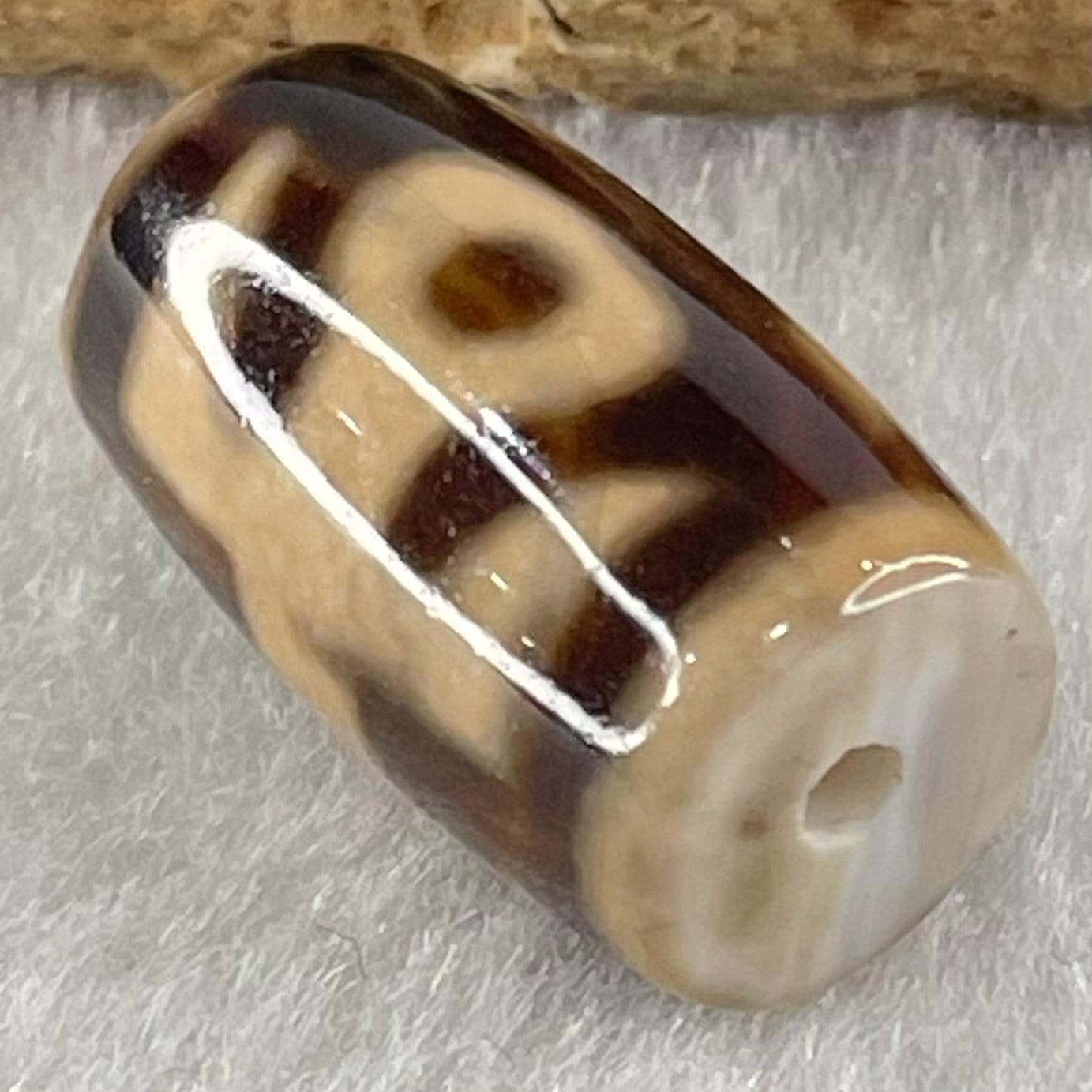 Natural Powerful Tibetan Old Oily Agate Patina Guiren Tairen Human Dzi Bead Totem Amulet Heavenly Master (Tian Zhu) 贵人天诛 4.75g 19.9 by 11.7mm - Huangs Jadeite and Jewelry Pte Ltd