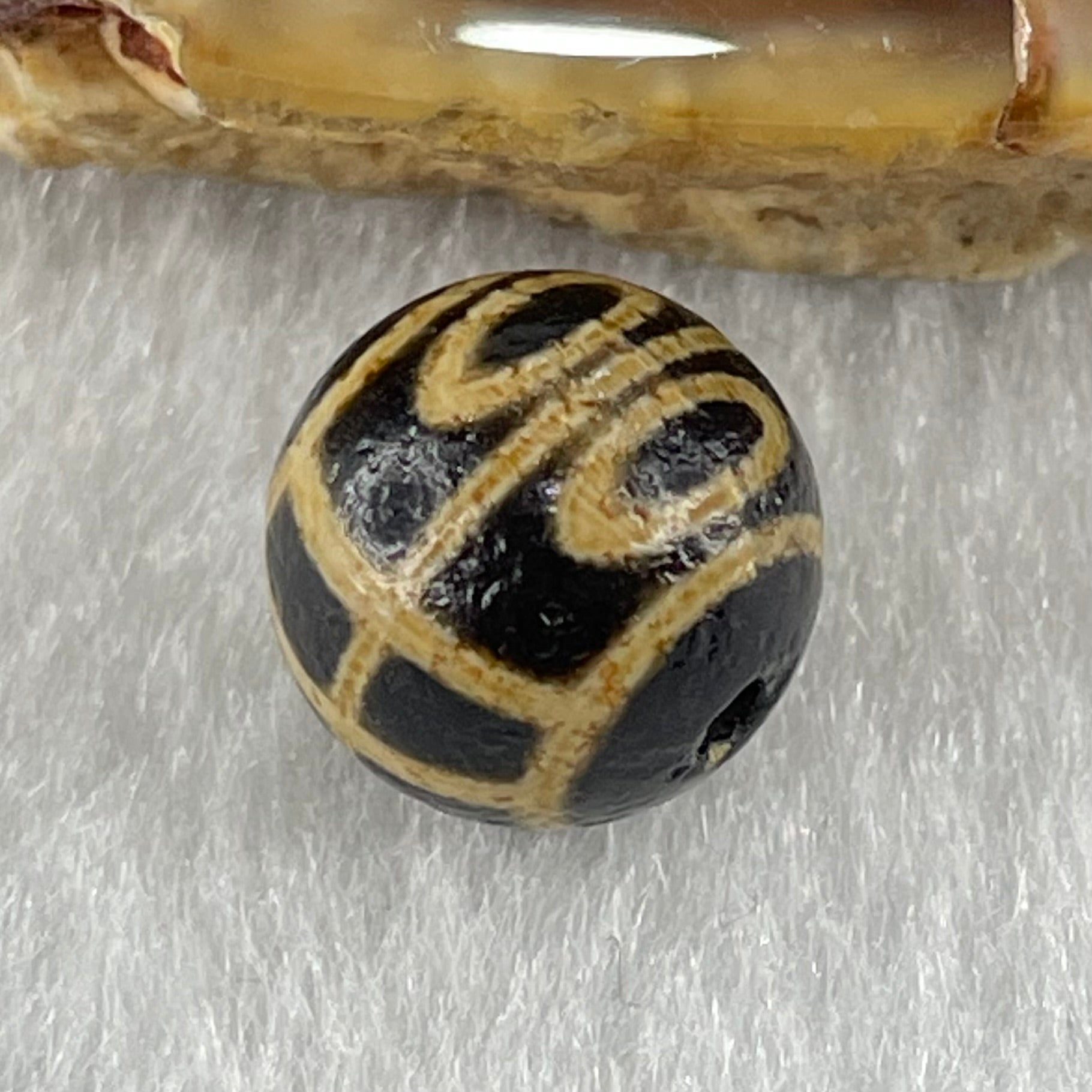 Natural Powerful Tibetan Old Oily Agate 4 Eyes Dzi Bead Heavenly Master (Tian Zhu) 四眼天诛 1.47g 10.1 by 10.3mm - Huangs Jadeite and Jewelry Pte Ltd