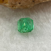 Natural Colombia Vivid Green Emerald (Beryl) Cut-Cornered Square Step cut 0.43ct 4.7 by 4.7  by 2.8mm - Huangs Jadeite and Jewelry Pte Ltd
