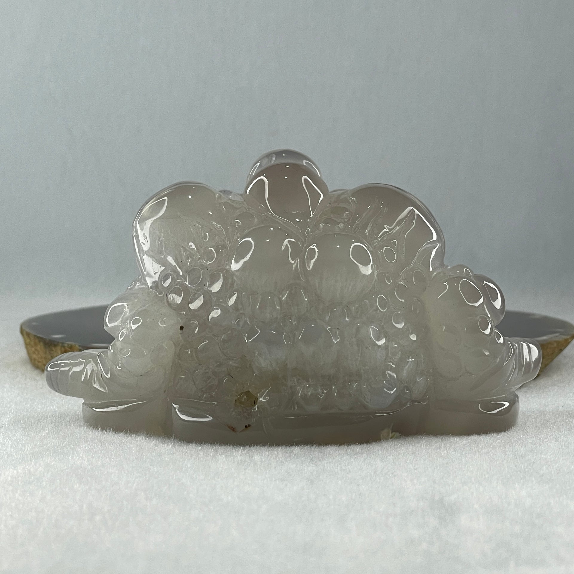 Natural White with Light Wuji Agate with Crystal 3 Legged Toast Display 318.2g 116.0 by 45.0 by 62.0mm - Huangs Jadeite and Jewelry Pte Ltd