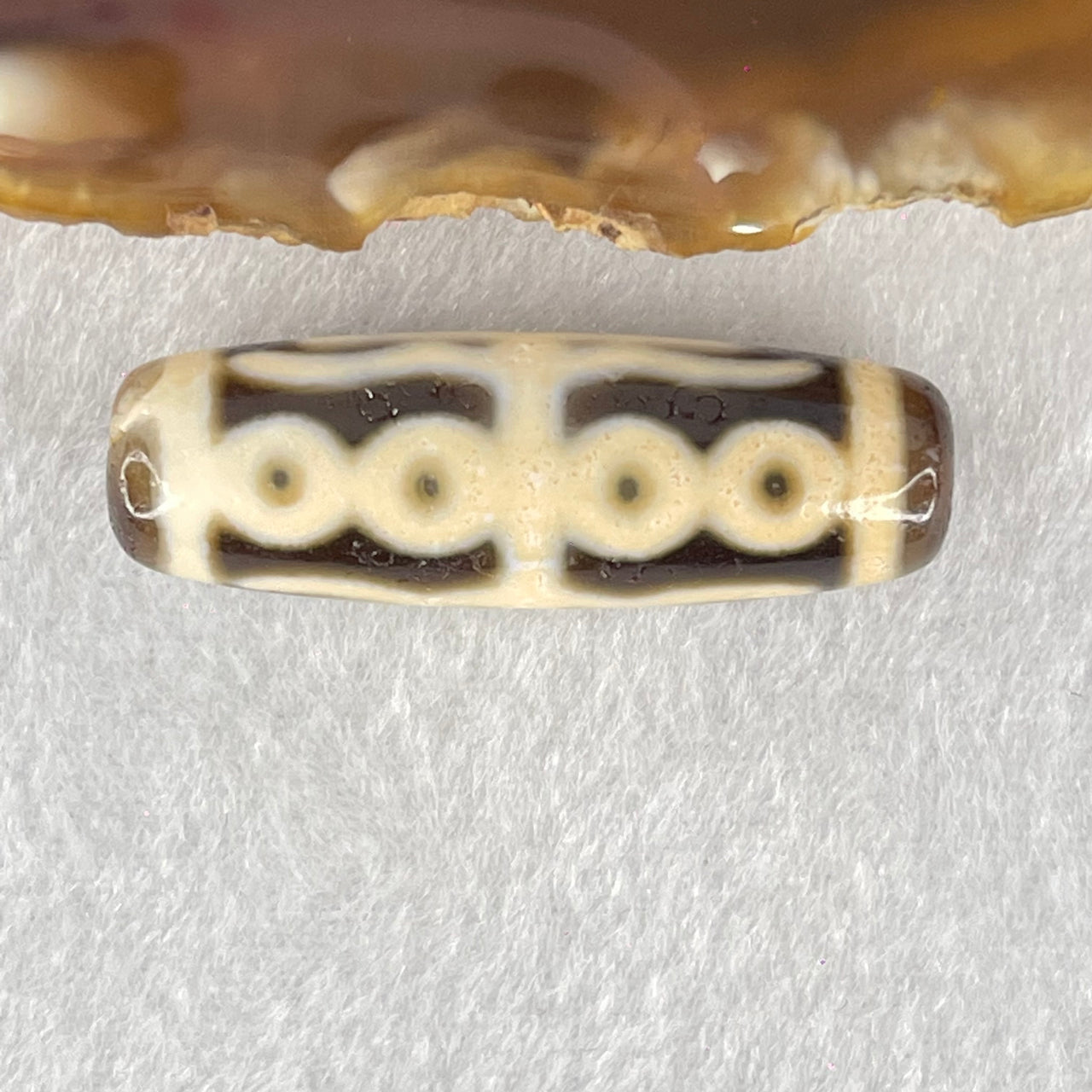 Natural Powerful Tibetan Old Oily Agate Water Lines 8 Eyes Dzi Bead Heavenly Master (Tian Zhu) 水纹八眼天诛 9.56g 38.4 by 12.6mm - Huangs Jadeite and Jewelry Pte Ltd