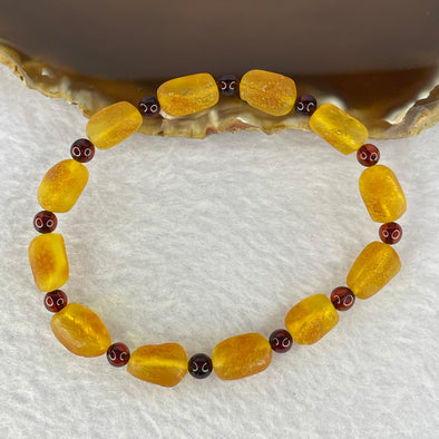 Natural Amber 琥珀 Beads Bracelet  5.25g 7.6 mm 12 Beads - Huangs Jadeite and Jewelry Pte Ltd