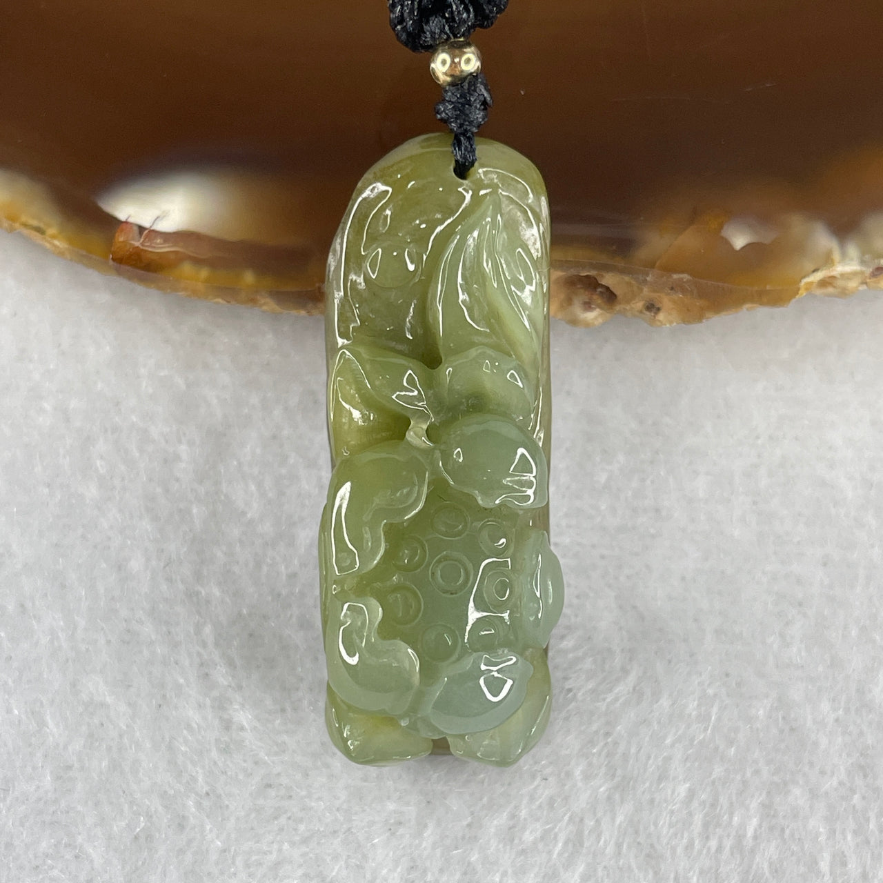 Natural Type A Multi-Color Jadeite Lotus Flower Pendant | Masterpiece Three-Dimensional Hand-Carving | Authentic Myanmar Feicui Purity & Wealth Manifestation Amulet (10.29g | 35.1x13.2x12.7mm)
