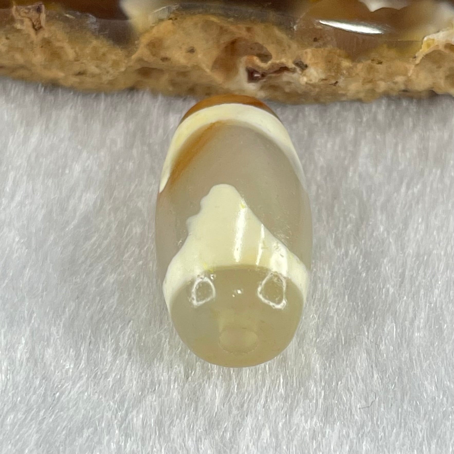 Natural Powerful Tibetan Old Oily Agate Tiger Tooth Daluo Dzi Bead Heavenly Master (Tian Zhu) 虎呀天诛 3.09g 20.1 by 10.3mm - Huangs Jadeite and Jewelry Pte Ltd