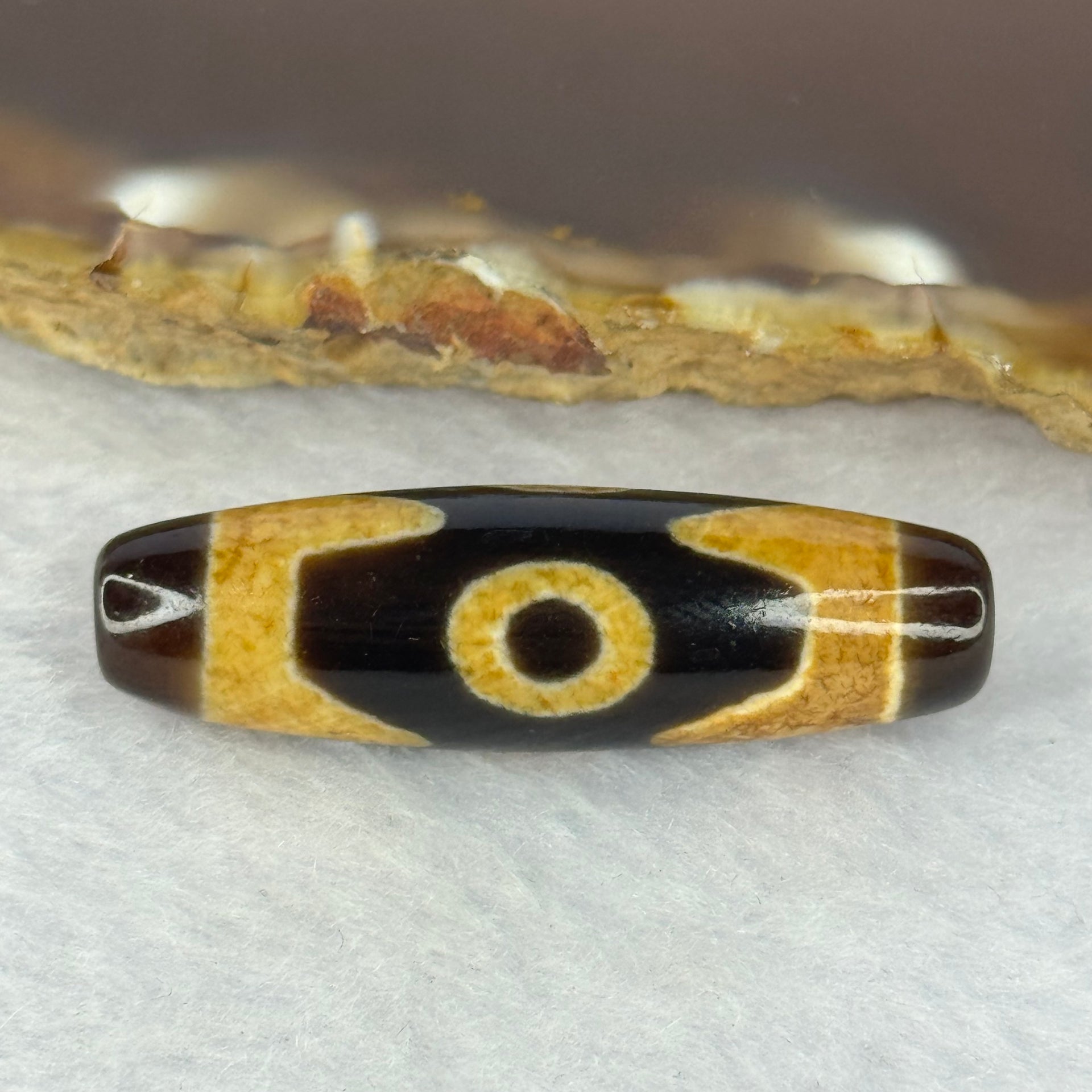 Natural Powerful Tibetan Old Oily Agate 3 Eyes Dzi Bead Heavenly Master (Tian Zhu) 三眼天诛 7.02g 37.7 by 11.3mm - Huangs Jadeite and Jewelry Pte Ltd