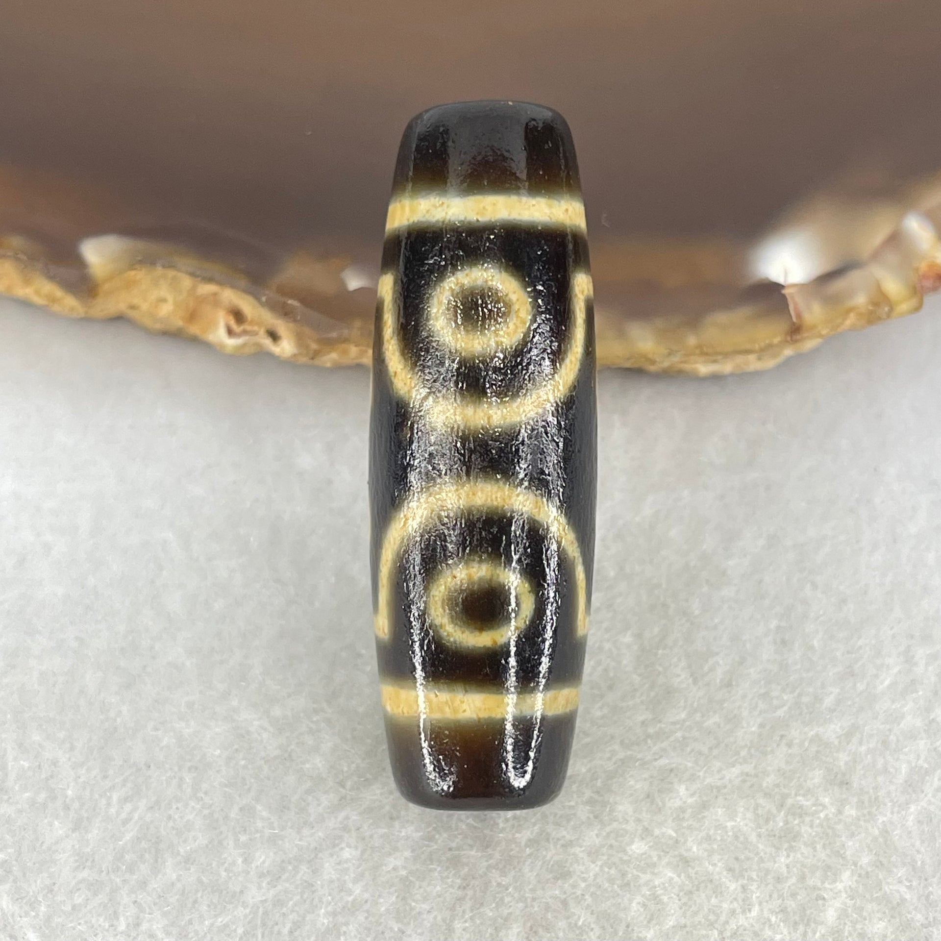 Natural Powerful Tibetan Old Oily Agate 7 Eyes Dzi Bead Heavenly Master (Tian Zhu) 七眼天诛 11.03g 39.4 by 13.3mm - Huangs Jadeite and Jewelry Pte Ltd