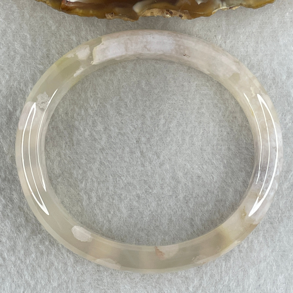 Natural Pink with Purple Flower Agate Set Oval Bangle 101.87g Inner Diameter 56.0mm 11.2 by 7.2mm - Huangs Jadeite and Jewelry Pte Ltd
