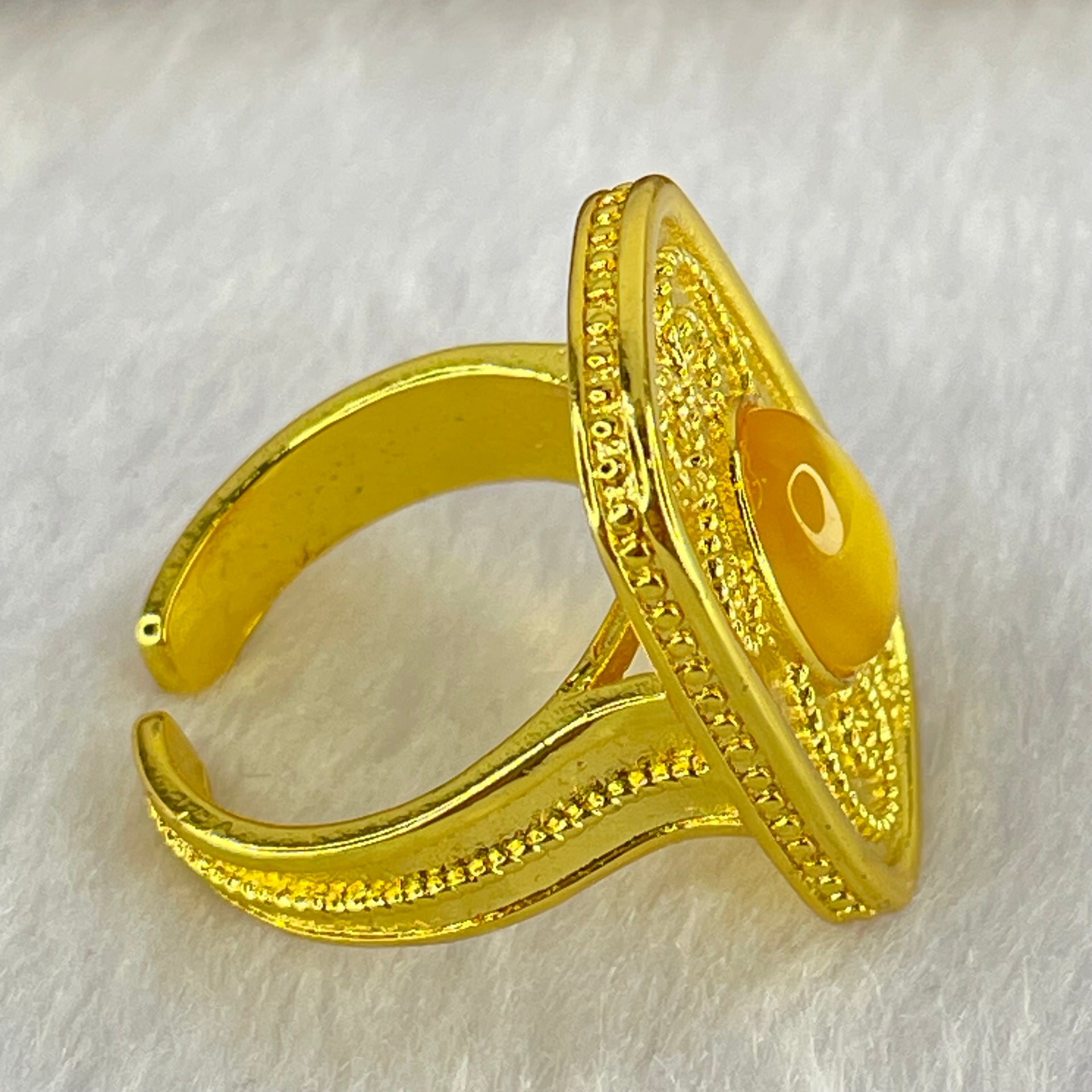Natural Butterscotch with Yellow Amber in  Sliver Gold Color Ring (Adjustable Size) 7.50g 10.2 by 6.9 by 3.5mm - Huangs Jadeite and Jewelry Pte Ltd