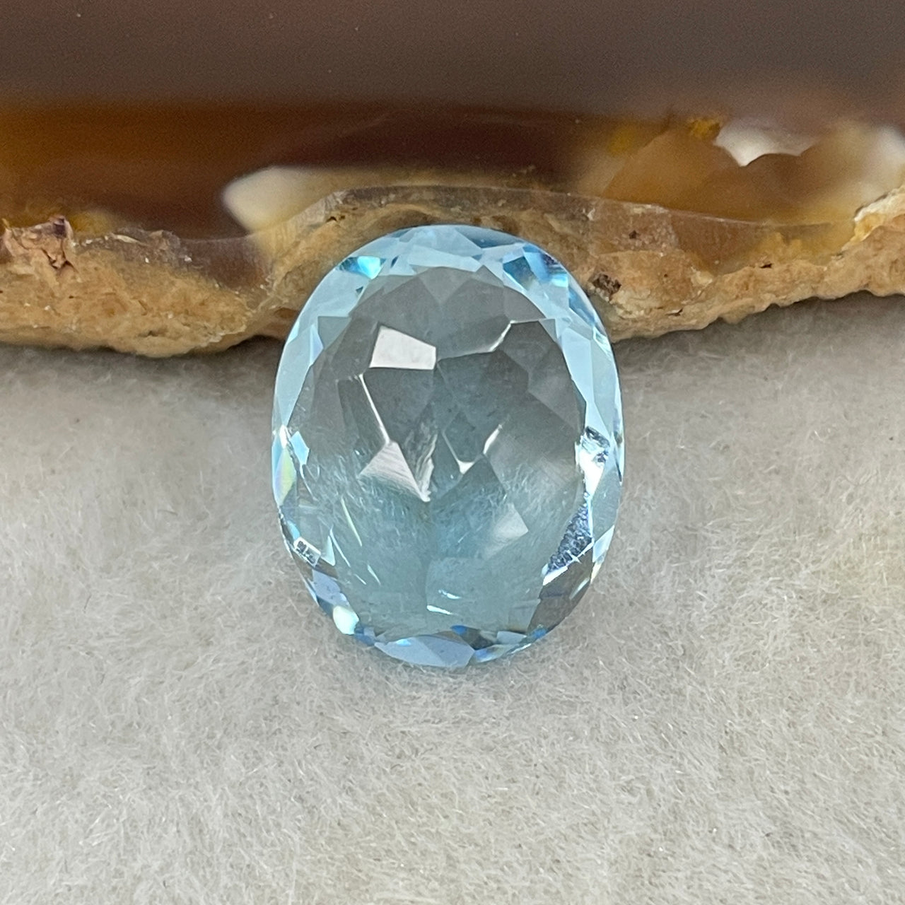 Natural Sky Blue Topaz Oval Shape 10.39ct 14.8 by 11.6 by 7.2mm - Huangs Jadeite and Jewelry Pte Ltd