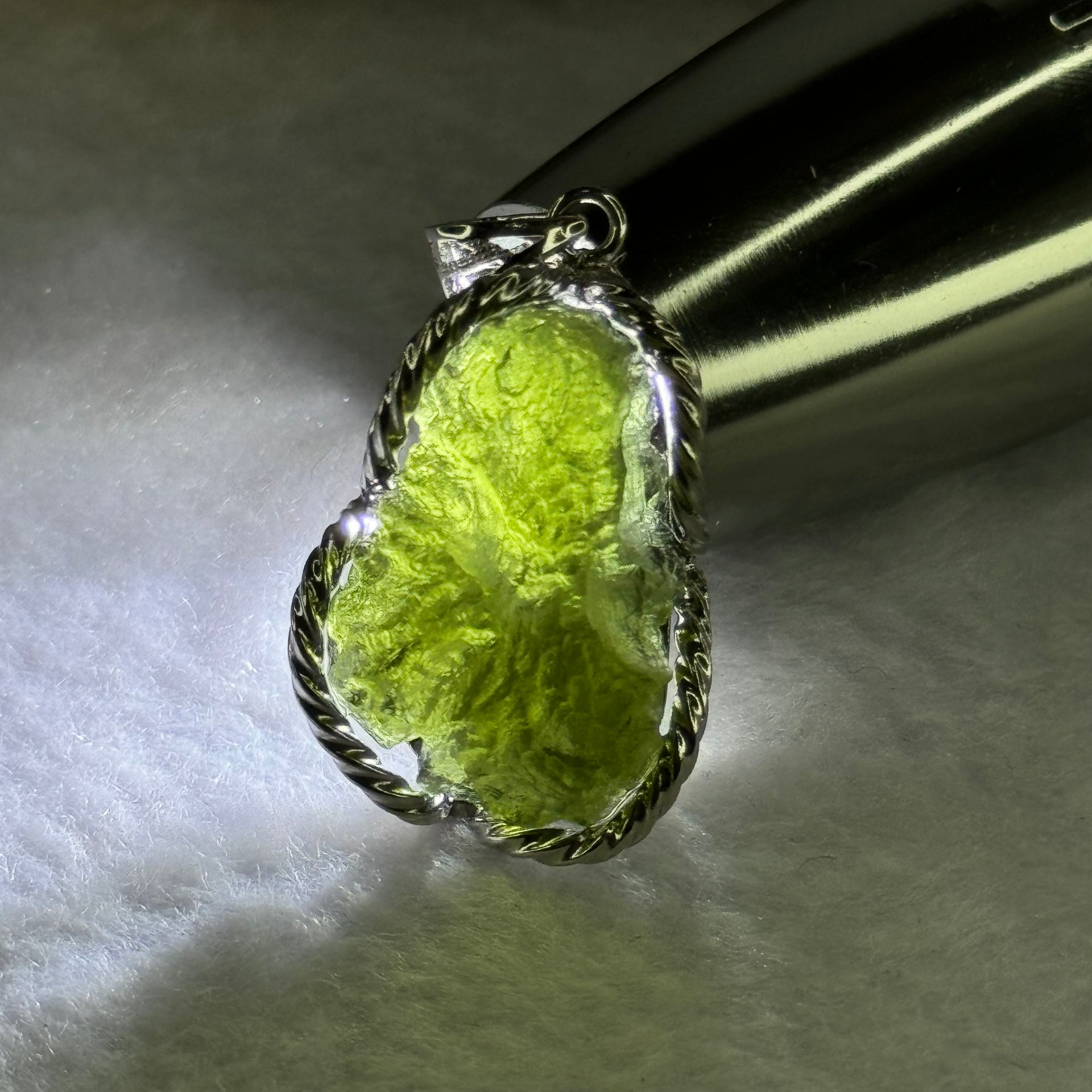 Natural Czech Republic Moldavite Meteorite Crystal in S925 Sliver Pendent 天然捷克陨石925银牌 8.60g 25.5 by 16.4 by 10.1mm - Huangs Jadeite and Jewelry Pte Ltd
