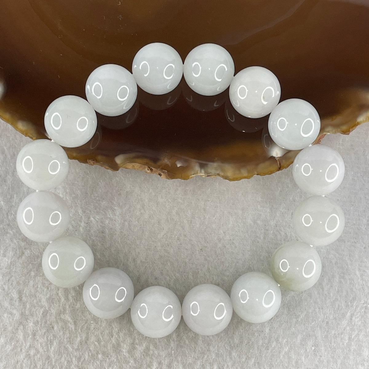 Natural Type A Faint Lavender to White Jadeite Beads Bracelet | (65.78g | 17.0cm | 13.4mm  x 16 Beads | Synergy, "Zi Qi Dong Lai" Noble Benefactor Magnet & Feng Shui Serenity Anchor)