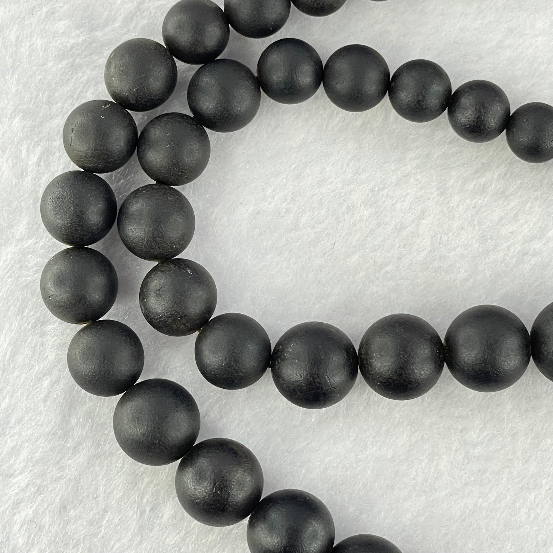 Natural Dark Matt Amber Beads Necklace 特一 31.52g 50cm 7.2 - 15.0mm 51 Beads - Huangs Jadeite and Jewelry Pte Ltd