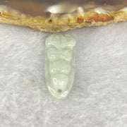 Type A Green Pea Pod Jadeite 2.85g 11.0 x 24.1 x 5.8mm - Huangs Jadeite and Jewelry Pte Ltd