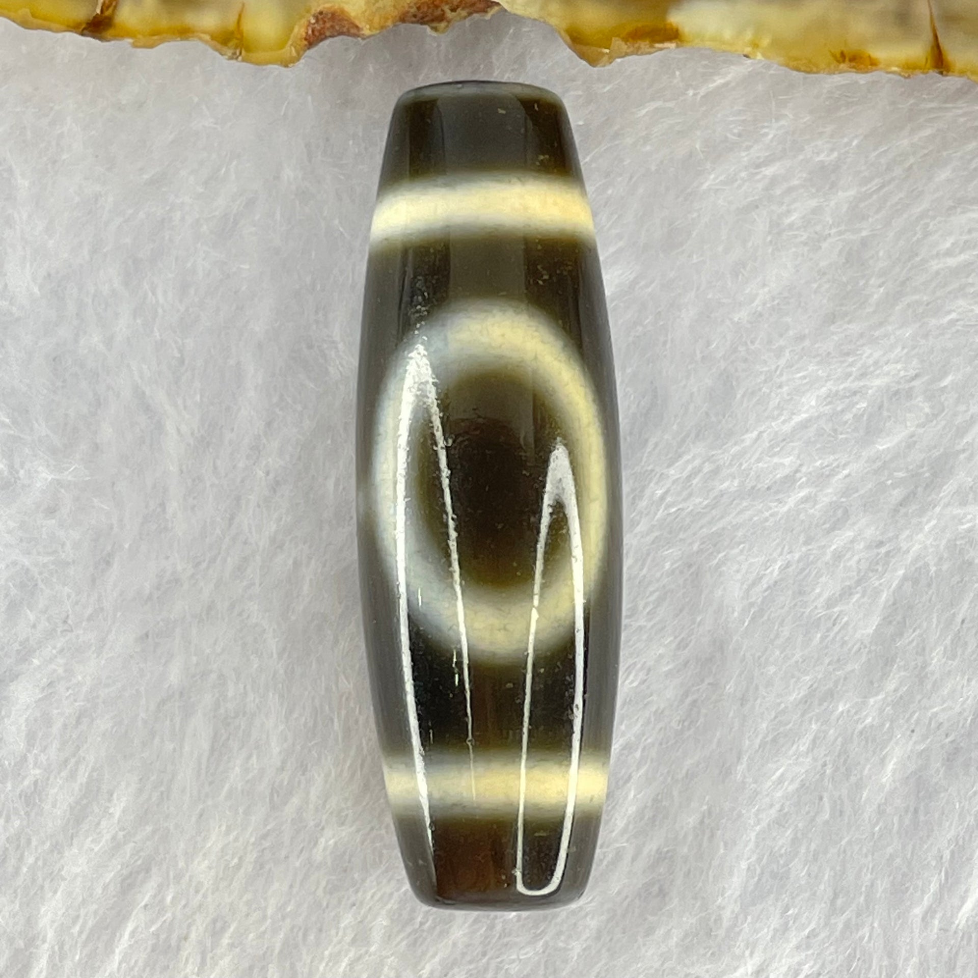 Natural Powerful Tibetan Old Oily Agate 1 Eye With Swastika Dzi Bead (Hotu Dzi) 7.56g 36.4 by 11.5mm - Huangs Jadeite and Jewelry Pte Ltd