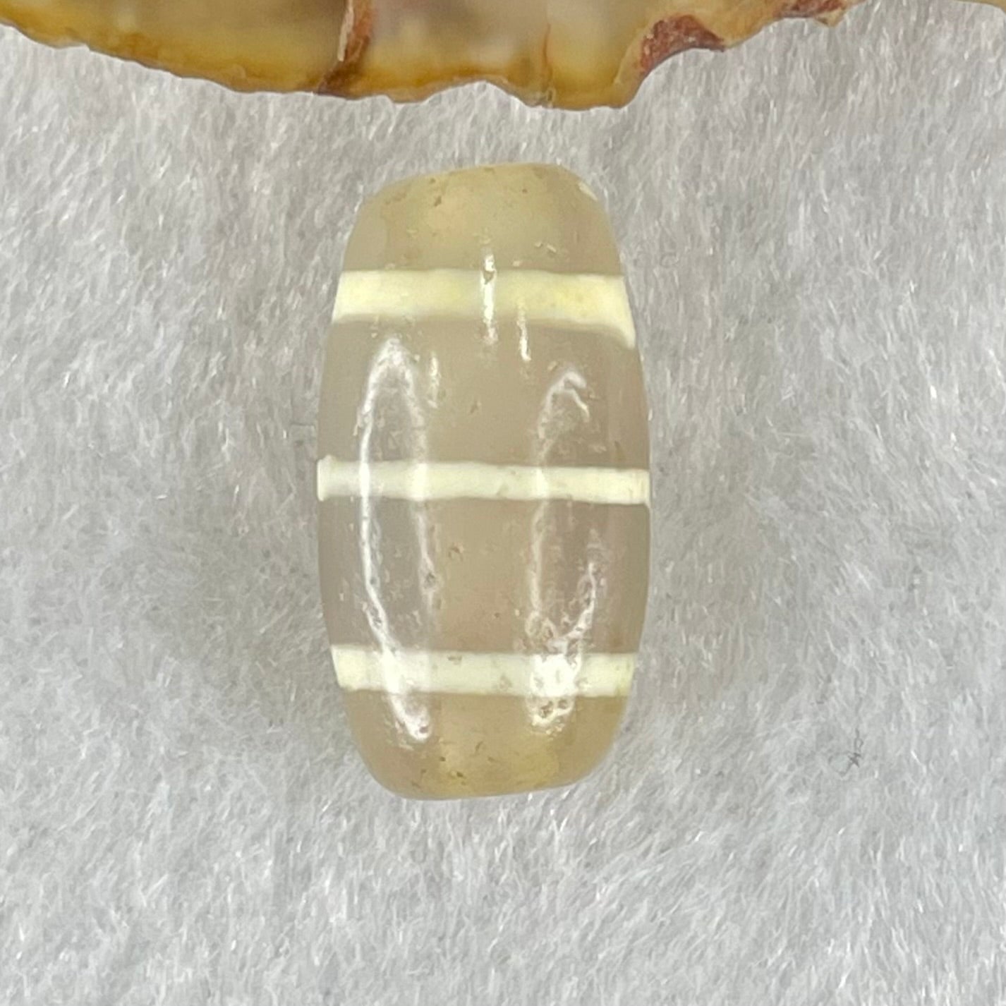 Natural Powerful Tibetan Old Oily Agate 3-Lines Dzi Bead Heavenly Master (Tian Zhu) 三行天诛 2.97g 19.0 by 10.1mm - Huangs Jadeite and Jewelry Pte Ltd
