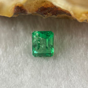 Natural Colombia Green Emerald (Beryl) Cut-Cornered Rectangular step cut 0.70cts 5.7 by 4.4 by 3.8mm - Huangs Jadeite and Jewelry Pte Ltd