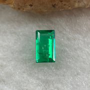 Natural Colombia Vivid Green Emerald (Beryl) Cut-Cornered Rectangular Step cut 0.46ct 6.0 by 3.5 by 2.4mm - Huangs Jadeite and Jewelry Pte Ltd