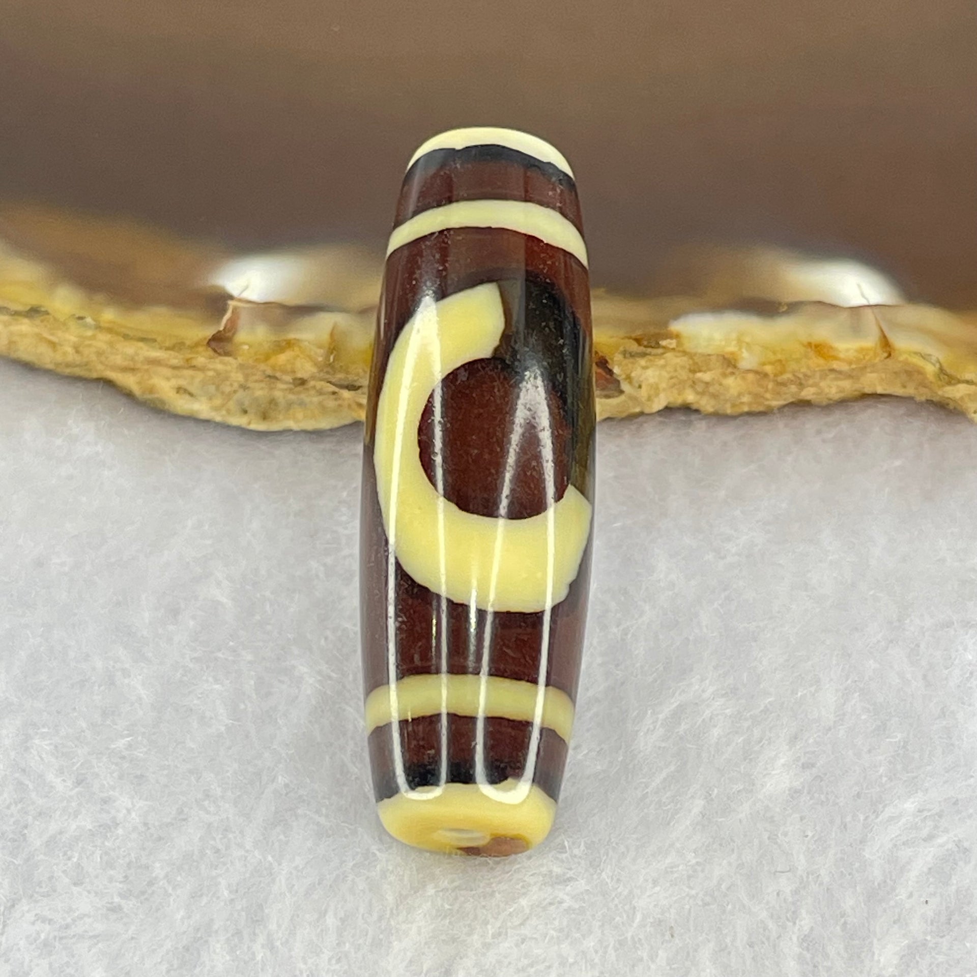 Natural Powerful Tibetan Old Oily Agate Sky Door Serenity 1 Eye Dzi Bead Heavenly Master (Tian Zhu) 一眼天诛 8.78g 38.0 by 12.1mm - Huangs Jadeite and Jewelry Pte Ltd