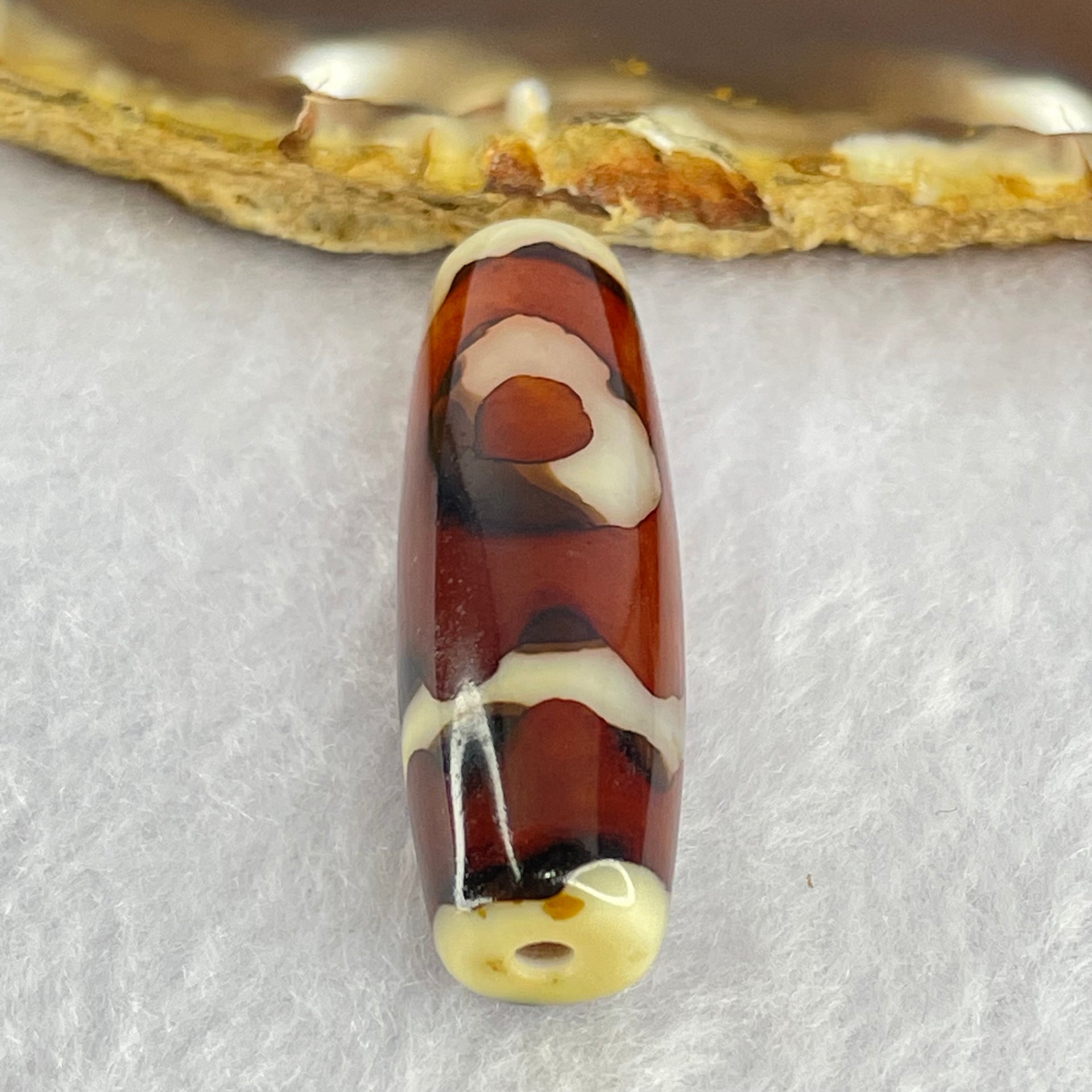 Natural Powerful Tibetan Old Oily Agate Sky Door Serenity 1 Eye Dzi Bead Heavenly Master (Tian Zhu) 一眼天诛 8.72g 37.8 by 11.9mm - Huangs Jadeite and Jewelry Pte Ltd