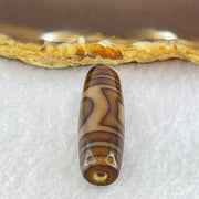 Natural Powerful Tibetan Old Oily Agate Sky Door Serenity 1 Eye Dzi Bead Heavenly Master (Tian Zhu) 一眼天诛 8.00g 35.9 by 4.9mm - Huangs Jadeite and Jewelry Pte Ltd