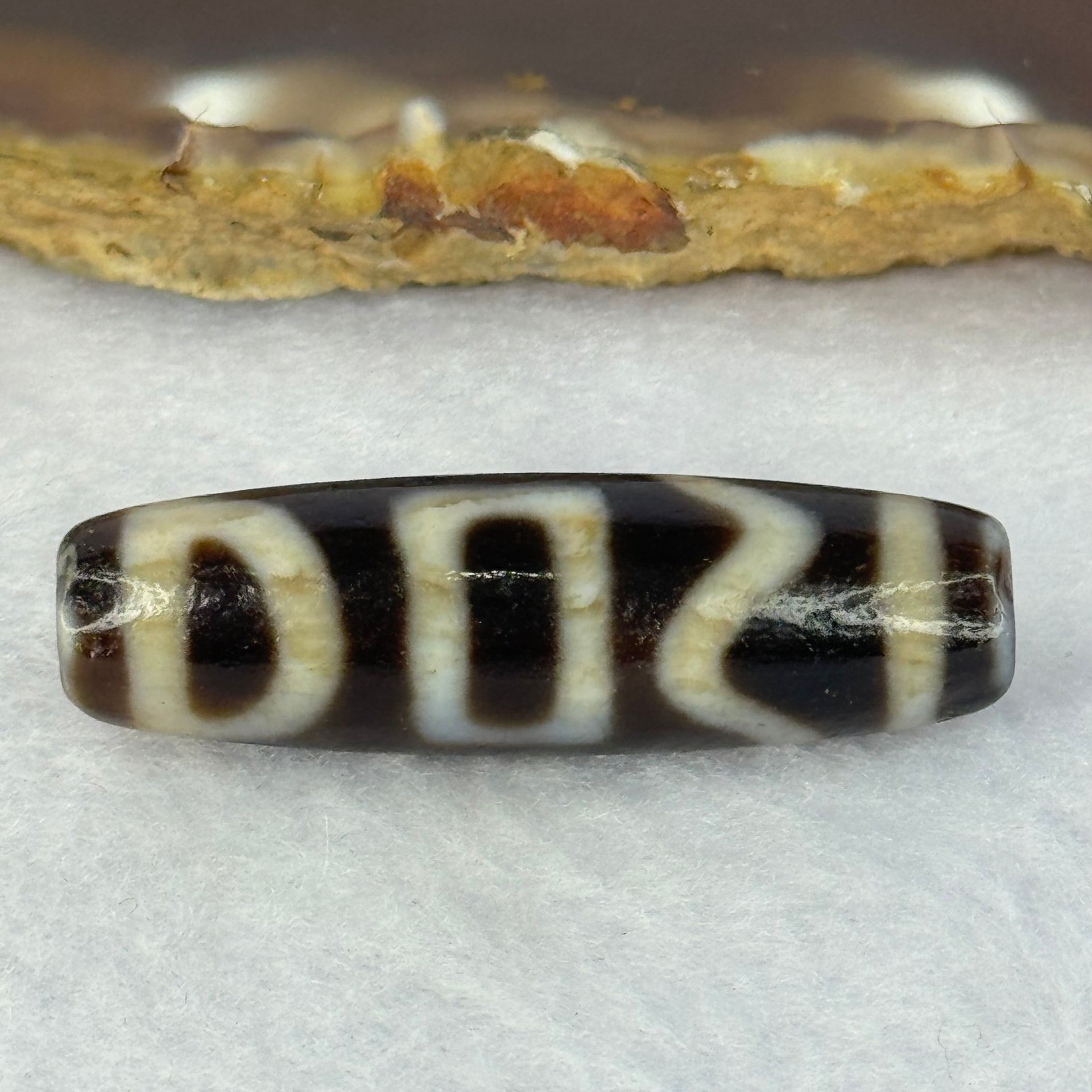 Natural Powerful Tibetan Old Oily Agate Sky Door Serenity 1 Eye Dzi Bead Heavenly Master (Tian Zhu) 一眼天诛 8.05g 38.5 by 11.5mm - Huangs Jadeite and Jewelry Pte Ltd