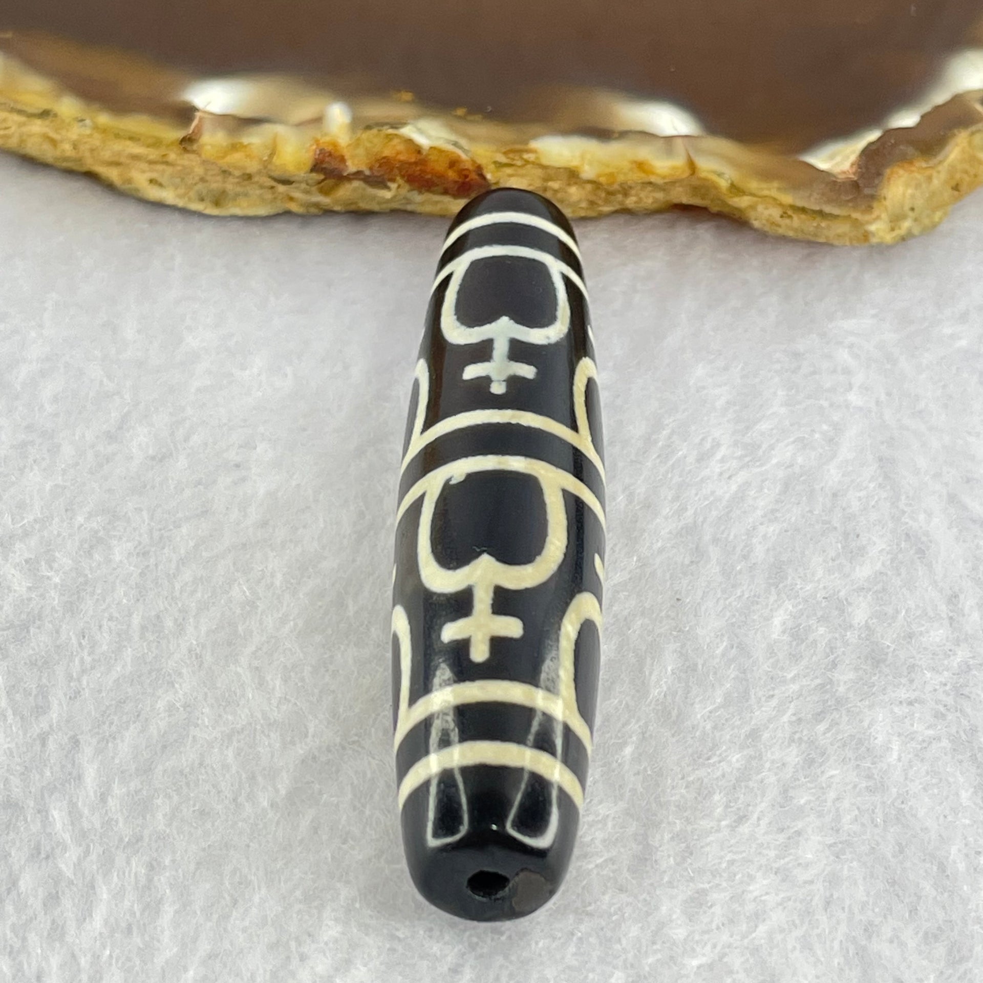 Natural Powerful Tibetan Old Oily Agate Nectar Vessel Dzi Bead Heavenly Master (Tian Zhu) 花蜜容器眼天诛 16.17g 58.3 by 13.4mm - Huangs Jadeite and Jewelry Pte Ltd