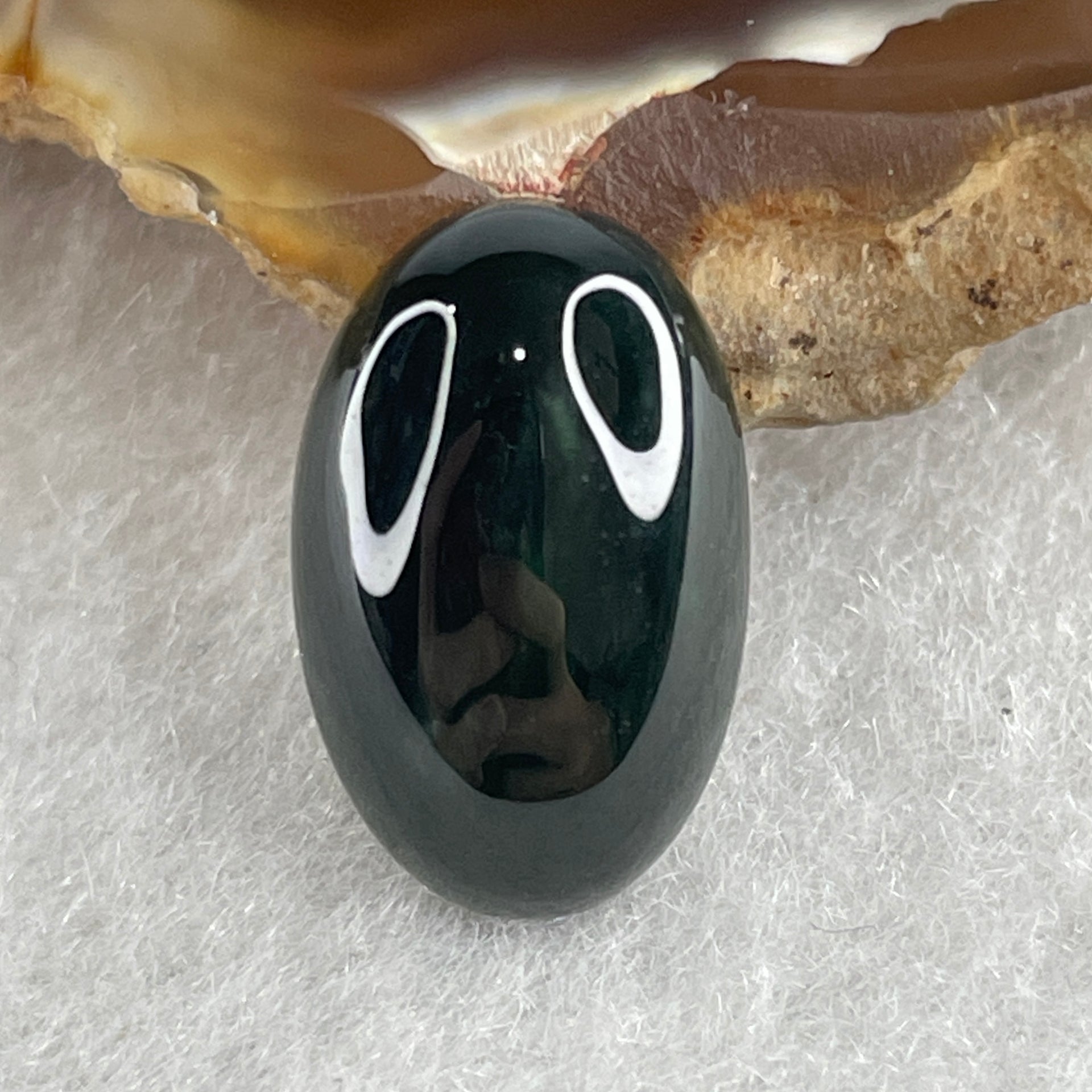 Type A Translucent Black Omphacite Jadeite Round Cabouchon Stone For Setting 1.54g 15.5 by 9.8 by 5.0mm - Huangs Jadeite and Jewelry Pte Ltd