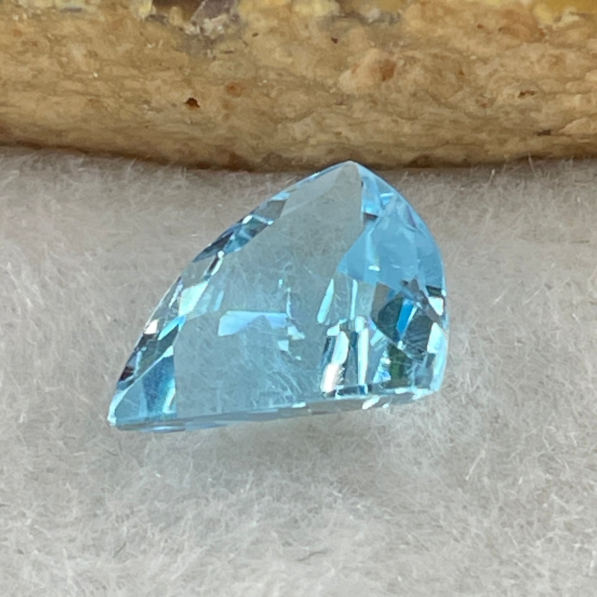 Natural Sky Blue Topaz Trillion Shape 2.86ct 10.9 by 9.0 by 5.0mm - Huangs Jadeite and Jewelry Pte Ltd