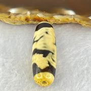 Natural Powerful Tibetan Old Oily Agate Dragon Dzi Bead Heavenly Master (Tian Zhu) 龙天诛 9.84g 38.4 by 12.8mm - Huangs Jadeite and Jewelry Pte Ltd