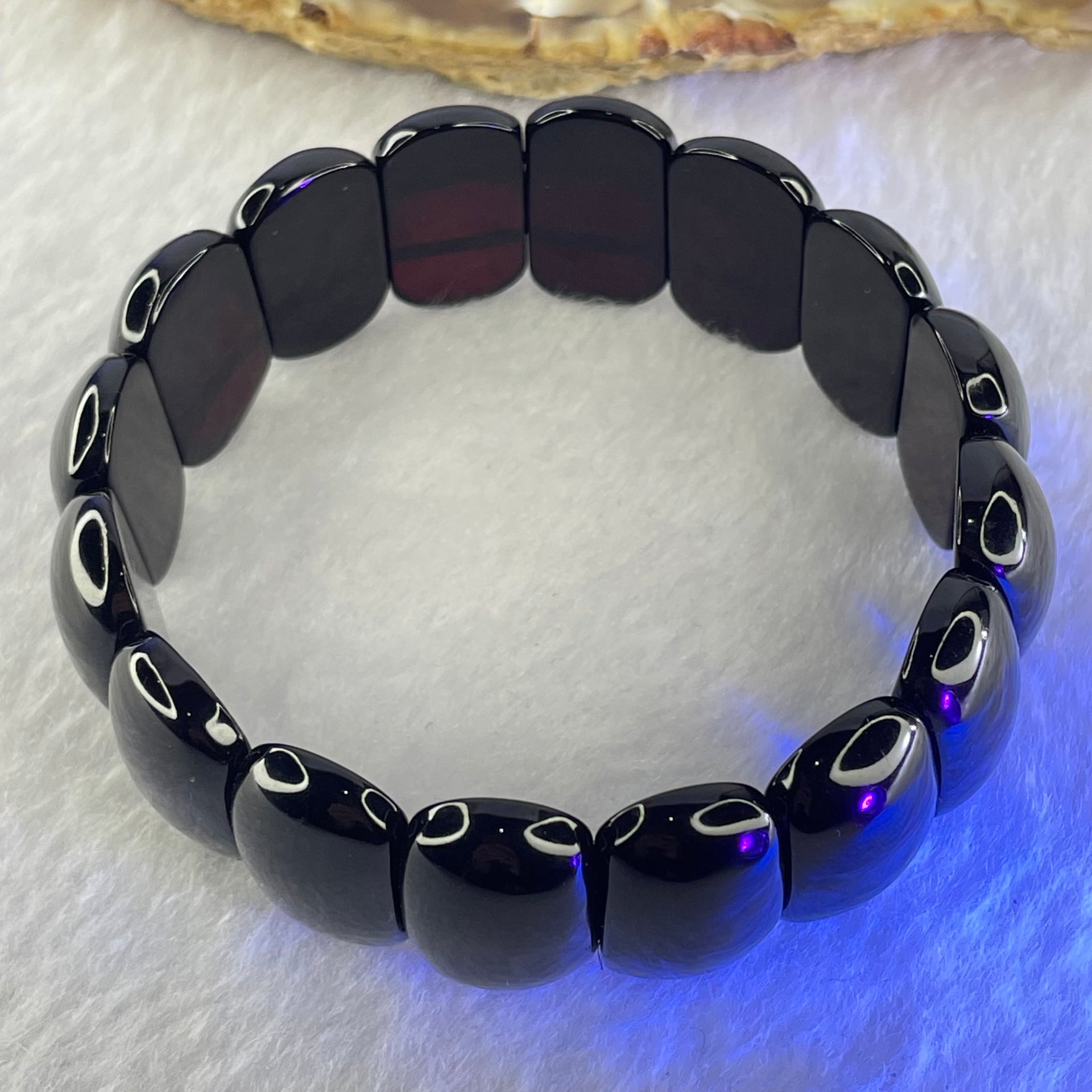 Natural Black Gold King Amber Beads Bracelet 天然黑金王琥珀手链 17.37g 17cm 20.5 by 11.9 by 6.5mm 16pcs - Huangs Jadeite and Jewelry Pte Ltd
