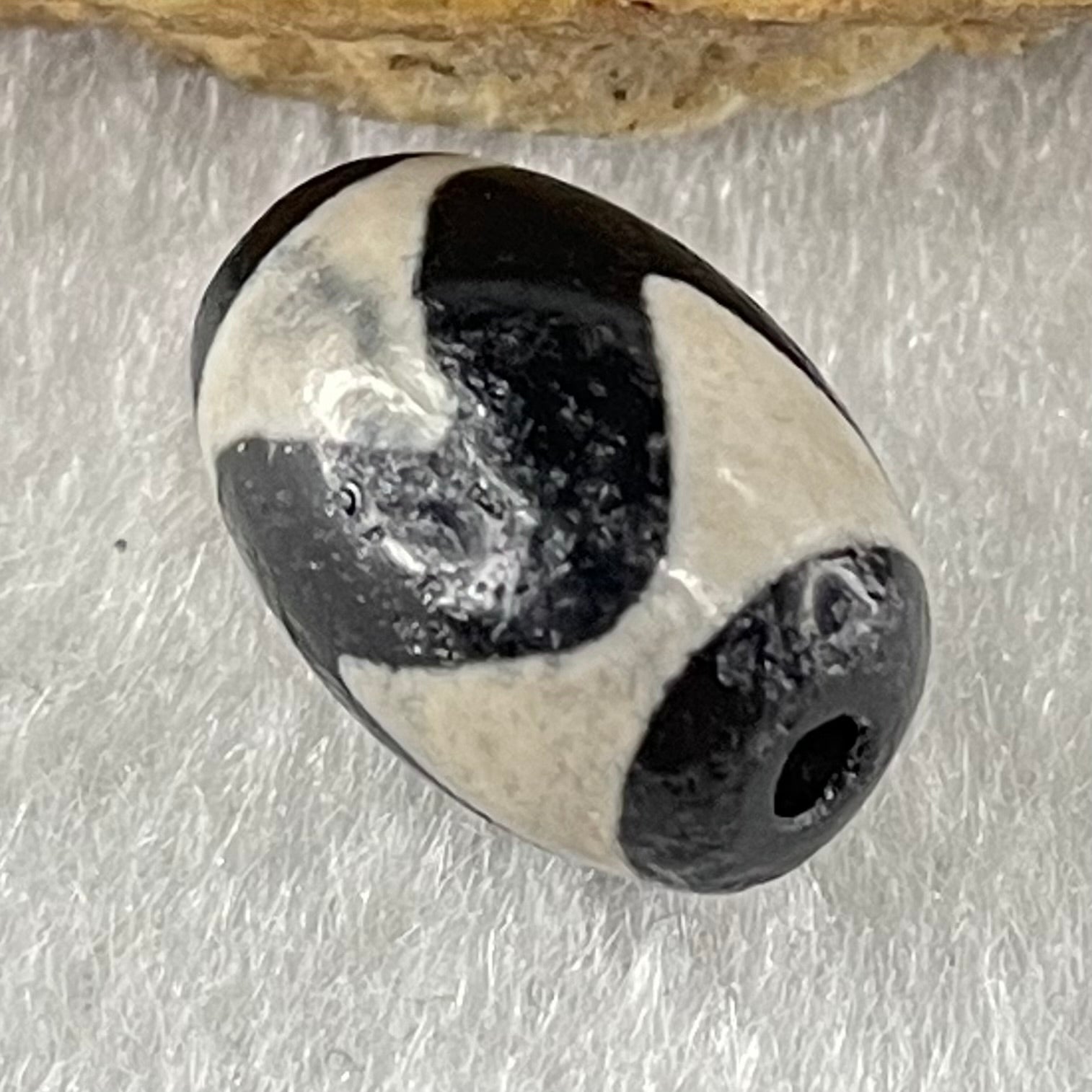 Natural Powerful Tibetan Old Oily Agate Tiger Tooth Daluo Dzi Bead Heavenly Master (Tian Zhu) 1.89g 14.1 by 9.7mm - Huangs Jadeite and Jewelry Pte Ltd