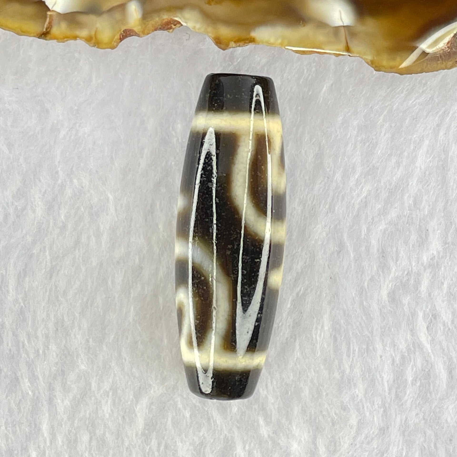 Natural Powerful Tibetan Old Oily Agate Double Nectar Vessel Dzi Bead Heavenly Master (Tian Zhu) 花蜜容器眼天珠 10.32g 39.3 by 13.4mm - Huangs Jadeite and Jewelry Pte Ltd