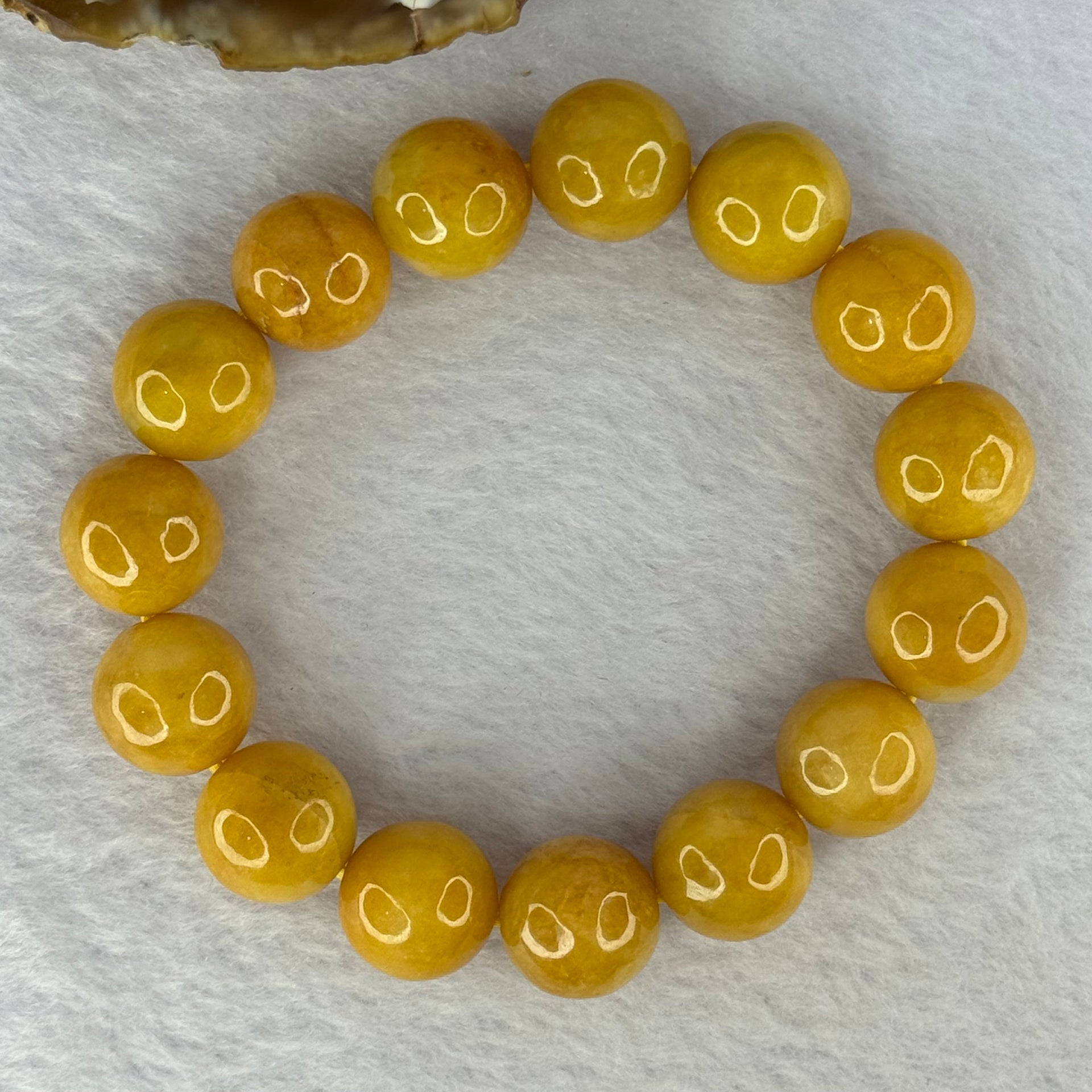 Type A Yellow Jadeite Beads Bracelet 66.62g 18cm 13.8mm 15 Beads (Burned) - Huangs Jadeite and Jewelry Pte Ltd