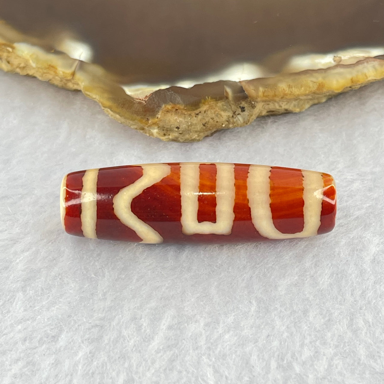 Natural Powerful Tibetan Old Oily Red Orange White Agate Sky Door Serenity 1 Eye Dzi Bead Heavenly Master (Tian Zhu) 一眼天诛 8.14g 38.1 by 11.6mm - Huangs Jadeite and Jewelry Pte Ltd