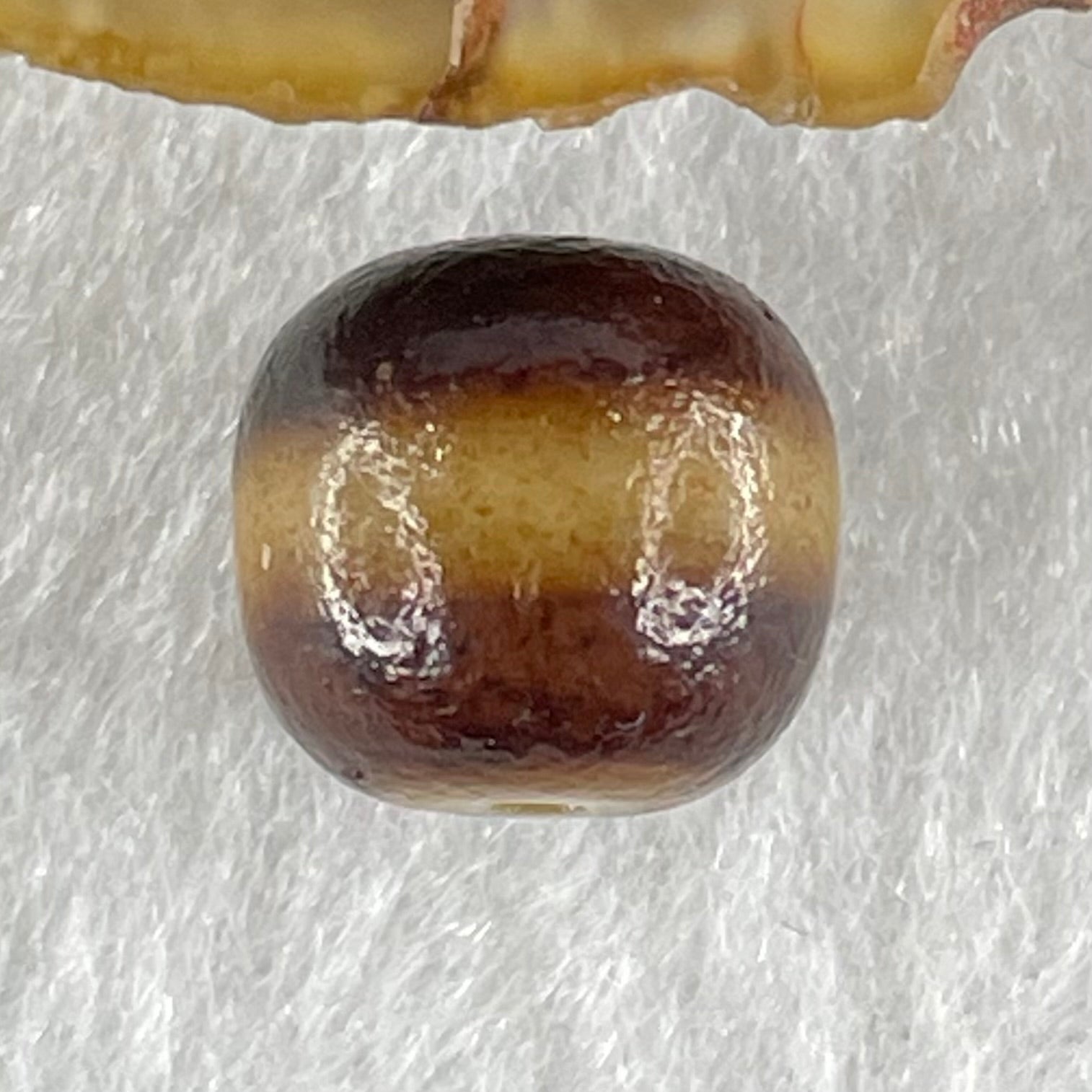 Natural Powerful Tibetan Old Oily Agate 1 Line Dzi Bead Heavenly Master (Tian Zhu) 1.89g 10.1 by 11.1mm - Huangs Jadeite and Jewelry Pte Ltd