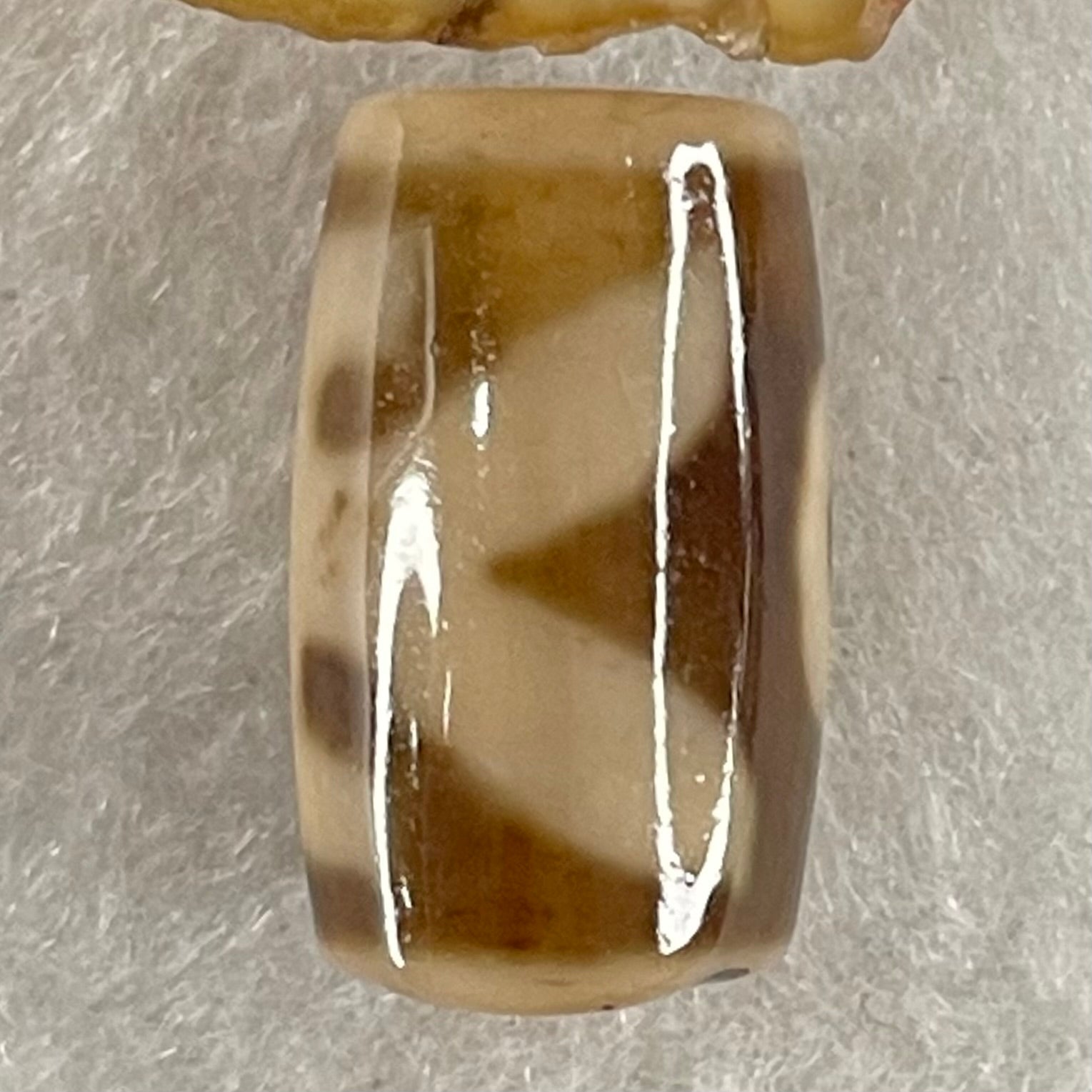 Natural Powerful Tibetan Old Oily Agate Patina Guiren Tairen Human Dzi Bead Totem Amulet Heavenly Master (Tian Zhu) 贵人天诛 4.54g 18.9 by 11.7mm - Huangs Jadeite and Jewelry Pte Ltd
