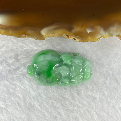 Type A Green with Spicy Green Flora Piao Hua Jadeite Pixiu Pendent A货浅绿漂辣绿花色翡翠貔貅牌 8.74g 24.8 by 14.0 by 12.1 mm - Huangs Jadeite and Jewelry Pte Ltd