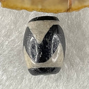 Natural Powerful Tibetan Old Oily Agate Tiger Tooth Daluo Dzi Bead Heavenly Master (Tian Zhu) 2.20g 14.0 by 10.3mm - Huangs Jadeite and Jewelry Pte Ltd