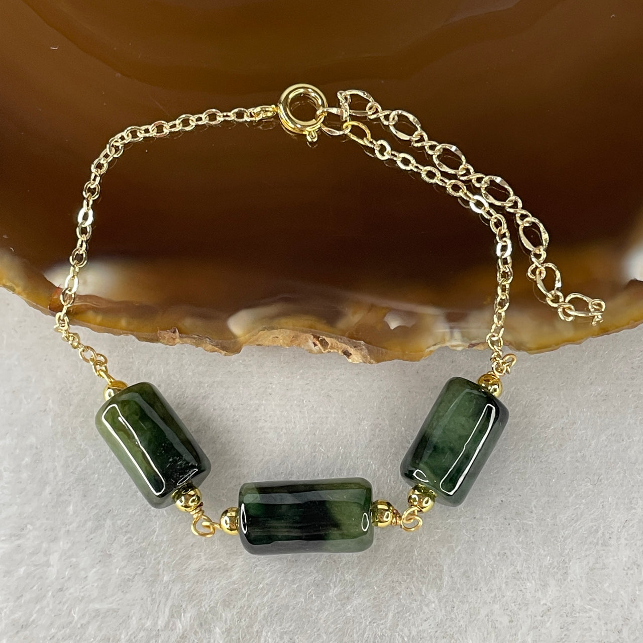 Natural Type A Dark Old Mine Spicy Green Jadeite Bracelet | Gold Color Lulutong Barrel Bead Adjustable Charm Bracelet (6.31g 14-17cm 7.7x3.1mm)