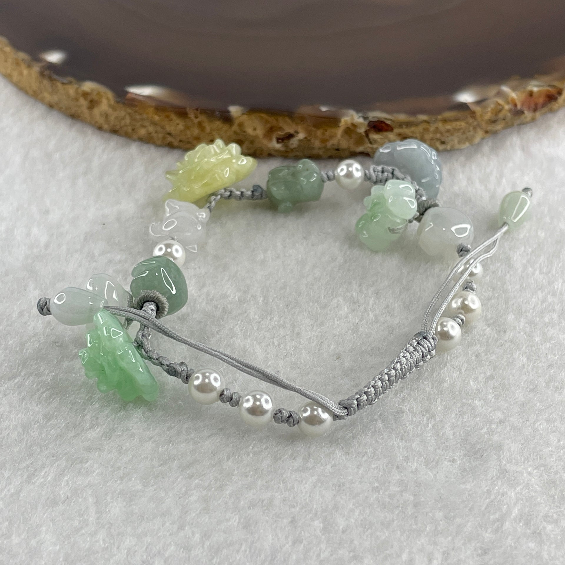 Natural Type A Green with Lavender and light Yellowish Jadeite Flower and Cat Dog Butterfly with Faux Pearl Bracelet 17.34g 15-18cm 16.0mm - Flower - Huangs Jadeite and Jewelry Pte Ltd