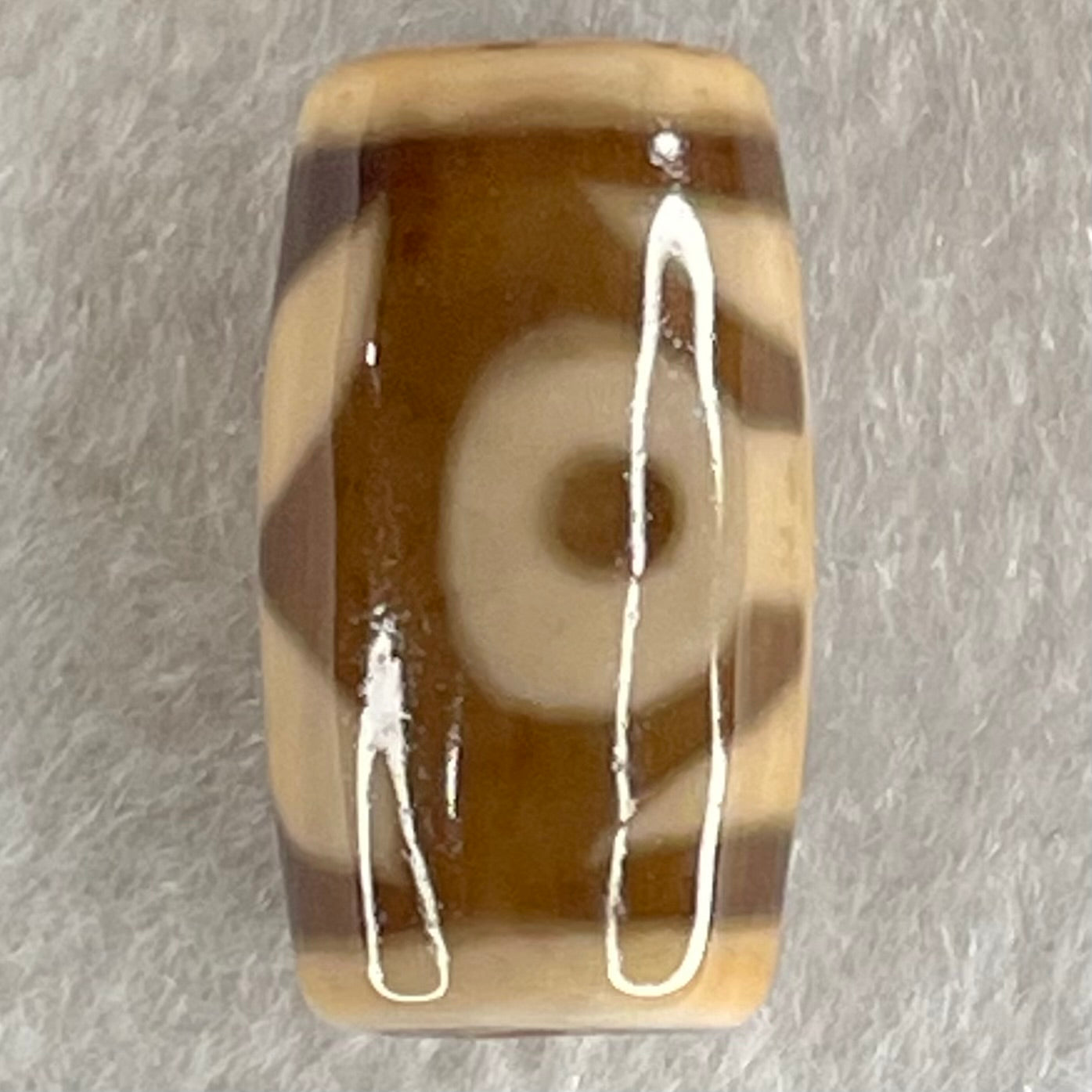 Natural Powerful Tibetan Old Oily Agate Patina Guiren Tairen Human Dzi Bead Totem Amulet Heavenly Master (Tian Zhu) 贵人天诛 4.91g 20.7 by 11.8mm - Huangs Jadeite and Jewelry Pte Ltd